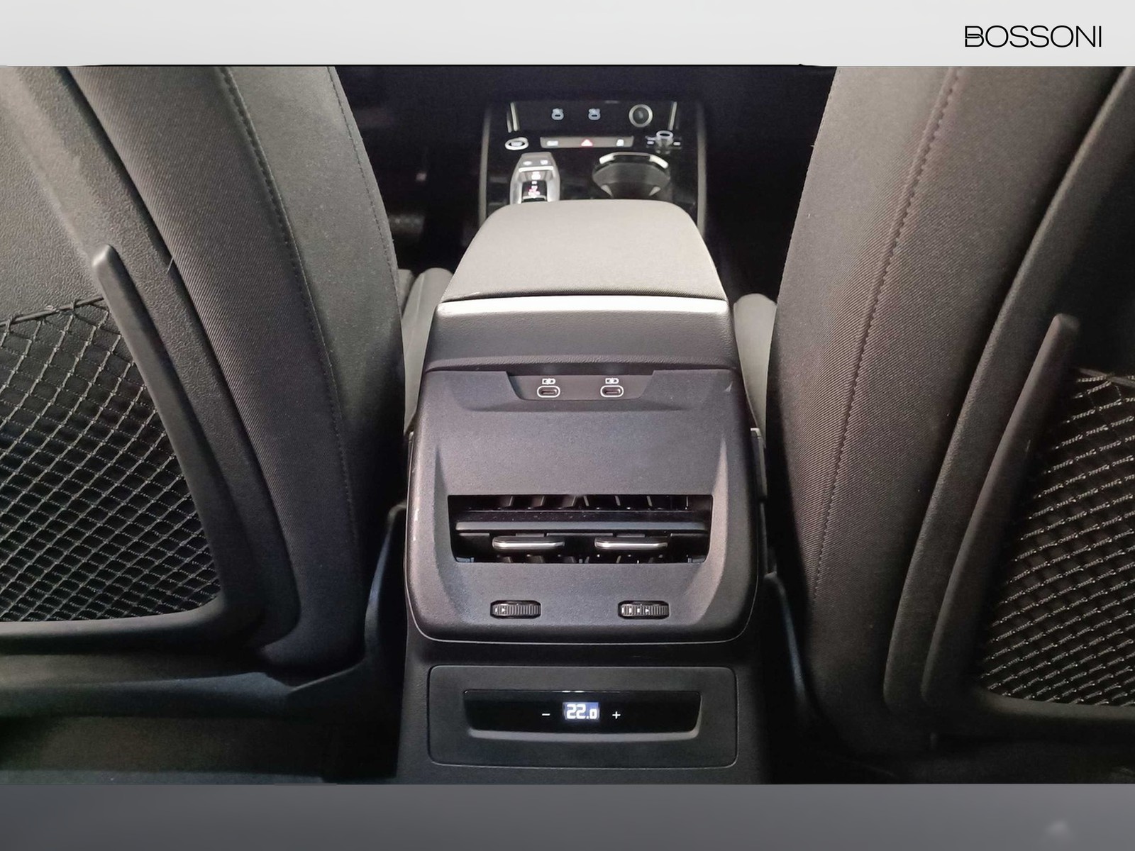 32 - Audi A5 avant 2.0 tdi mhev+ 204cv business advanced