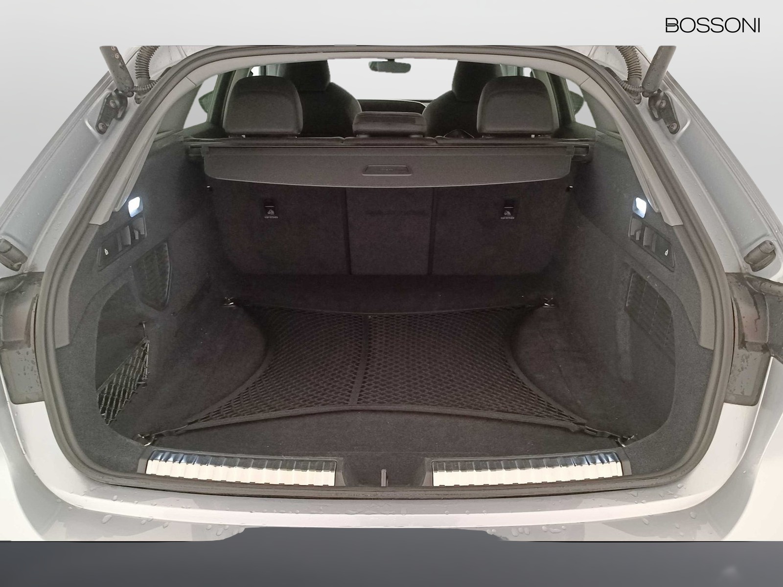 33 - Audi A5 avant 2.0 tdi mhev+ 204cv business advanced