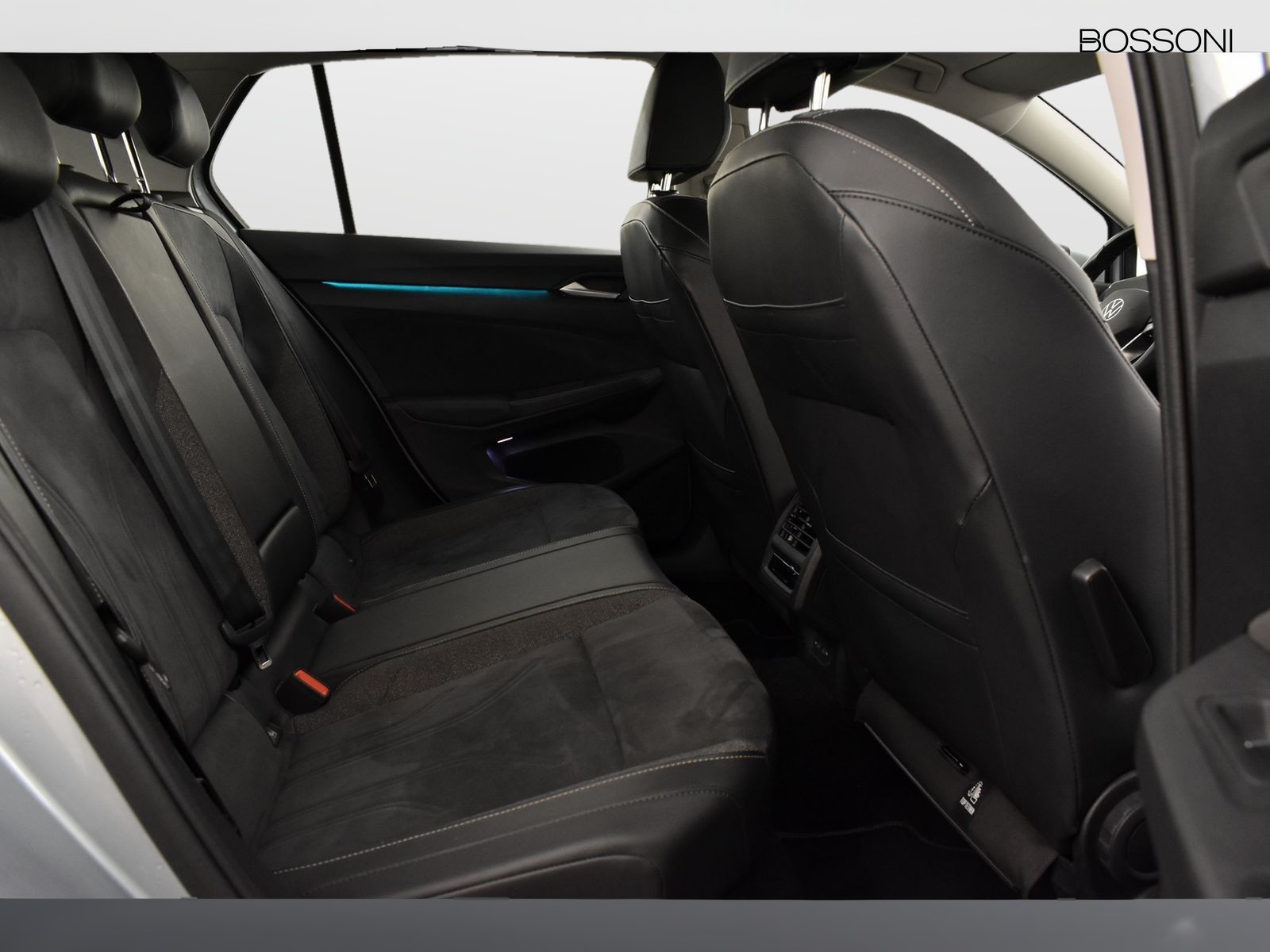 9 - Volkswagen Golf 2.0 tdi scr 150cv style dsg