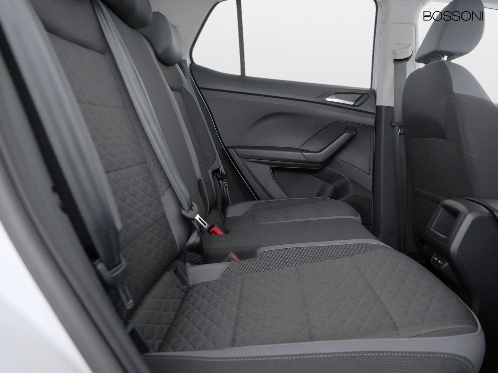 9 - Volkswagen T-Cross 1.0 tsi 110cv advanced dsg