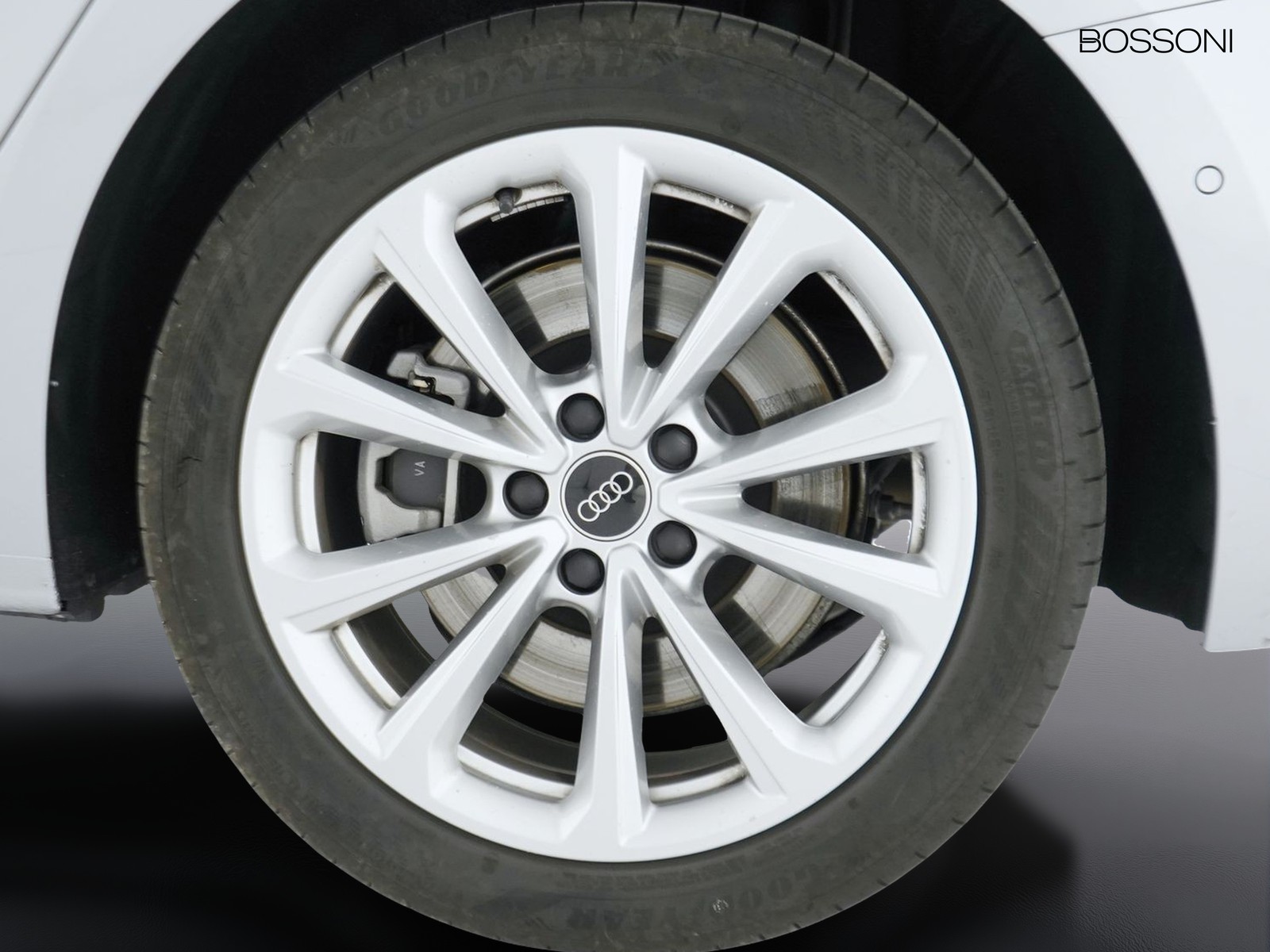 12 - Audi A5 avant 2.0 tdi mhev+ 204cv business advanced