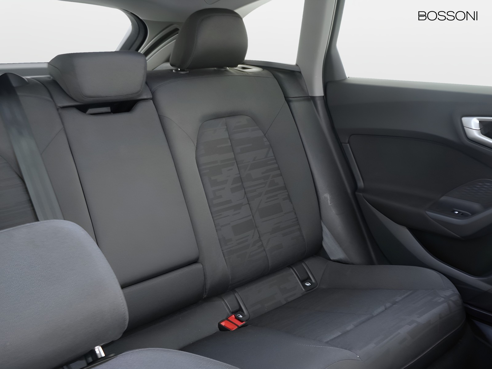 21 - Audi A5 avant 2.0 tdi mhev+ 204cv business advanced
