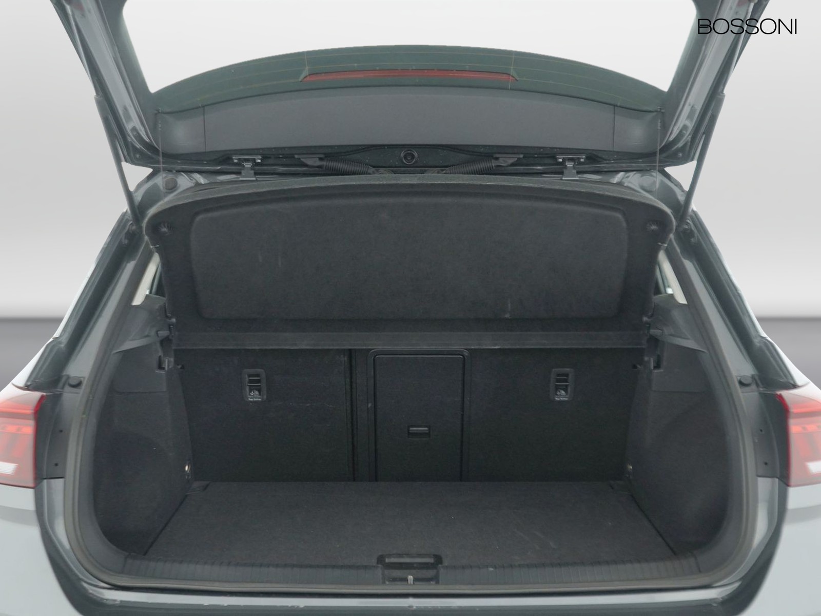 10 - Volkswagen T-Roc 2.0 tdi scr 150cv life dsg