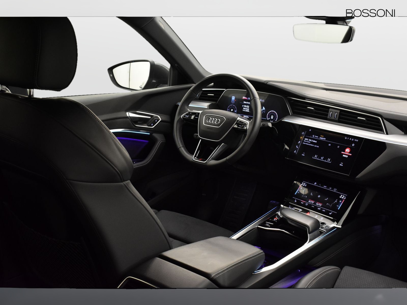 4 - Audi e-tron sportback 50 s line edition quattro cvt
