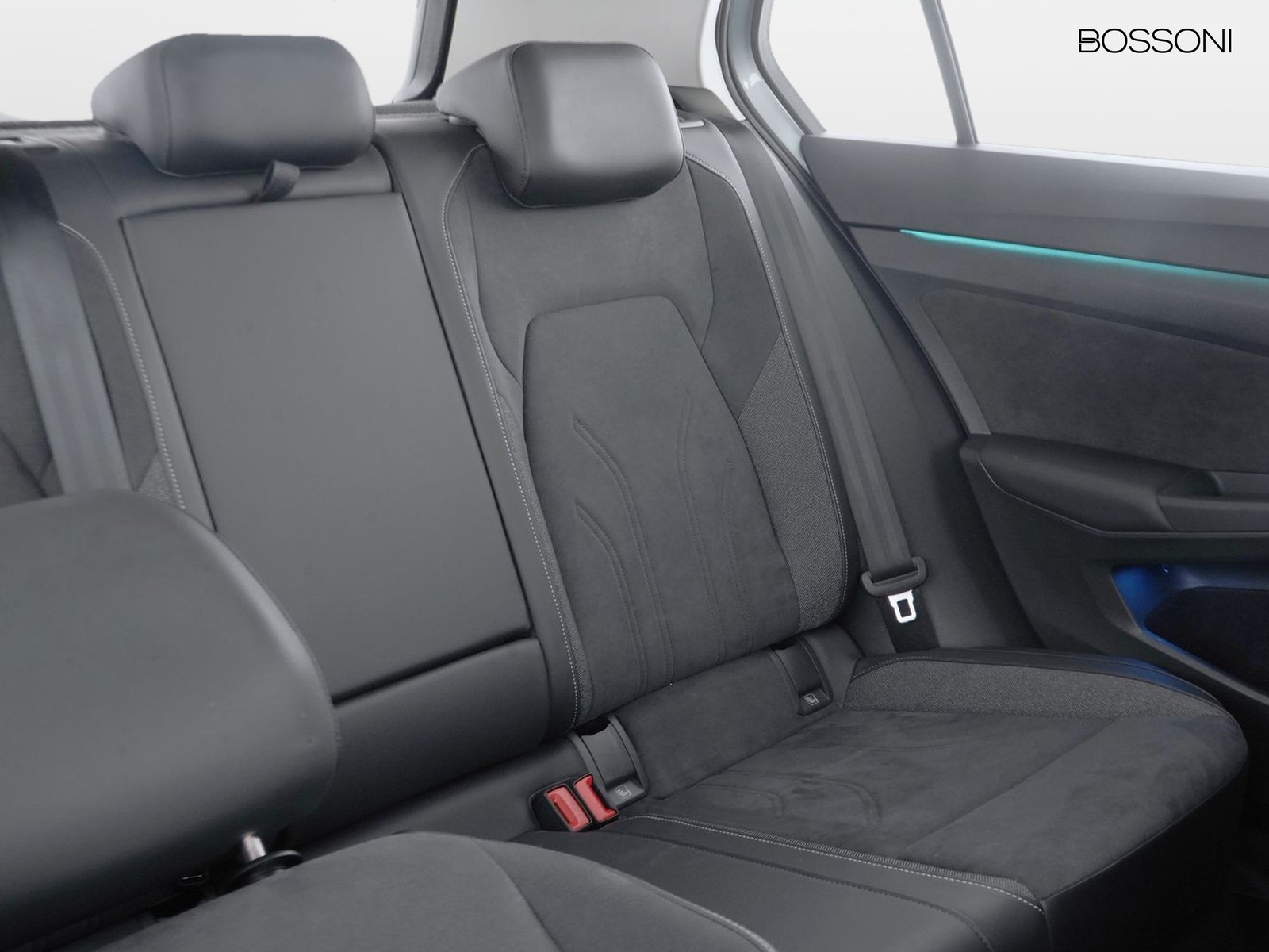 21 - Volkswagen Golf 2.0 tdi scr 150cv style dsg
