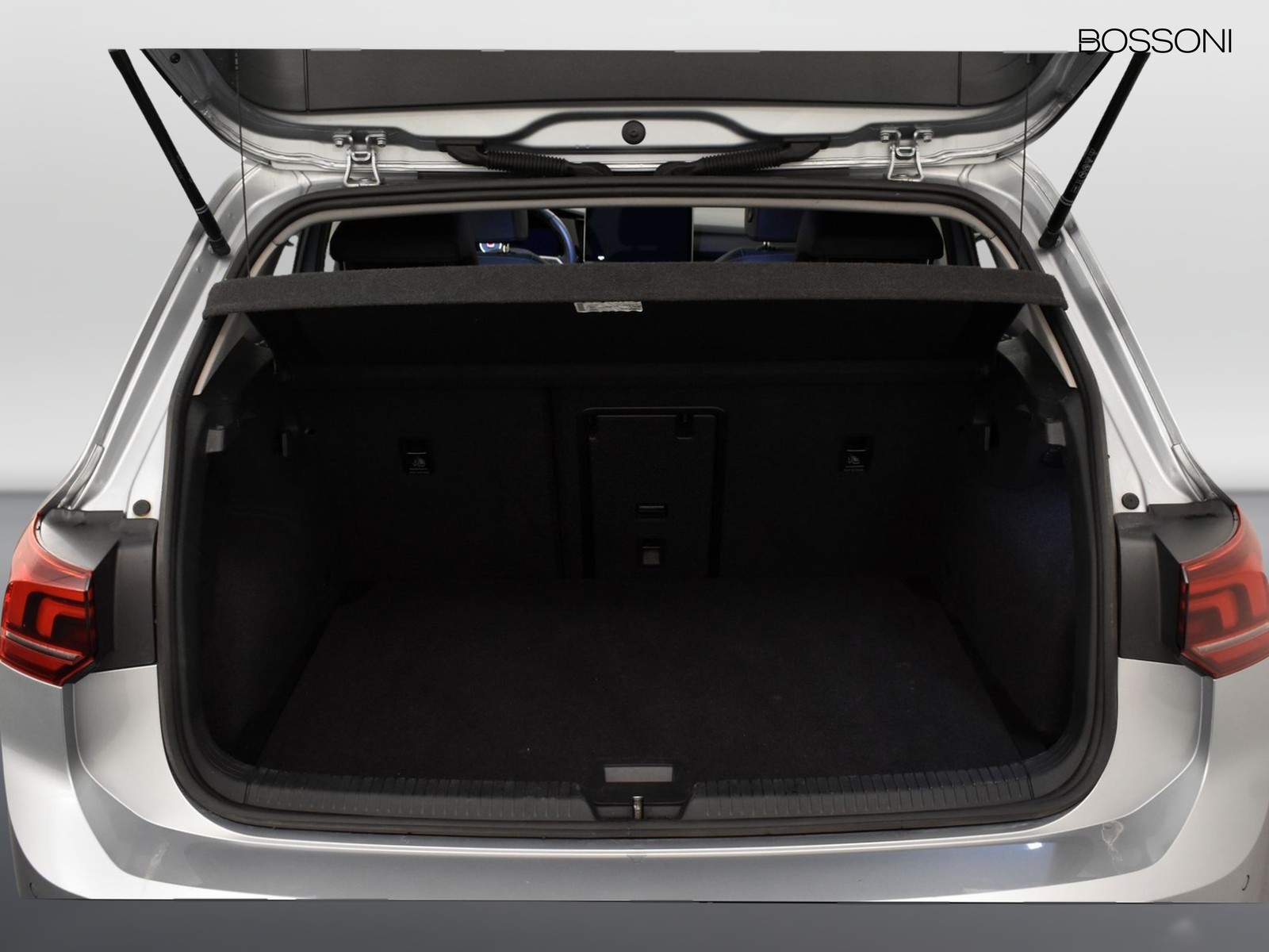 10 - Volkswagen Golf 2.0 tdi scr 150cv style dsg