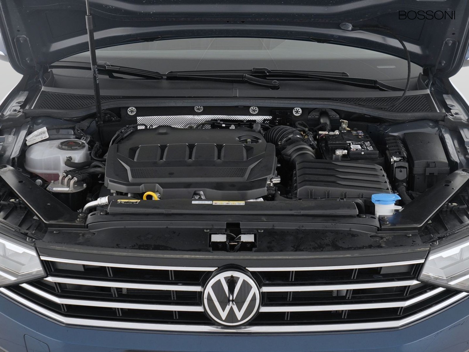 11 - Volkswagen Passat variant 2.0 tdi scr evo 150cv business dsg