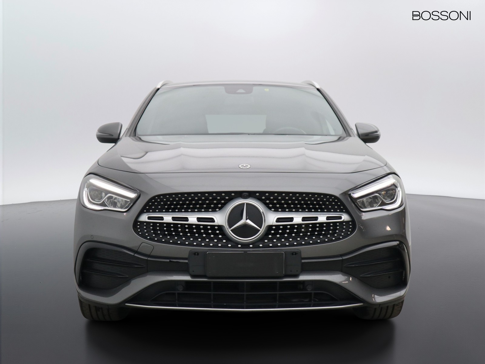 2 - Mercedes GLA 200 d premium 8g-dct
