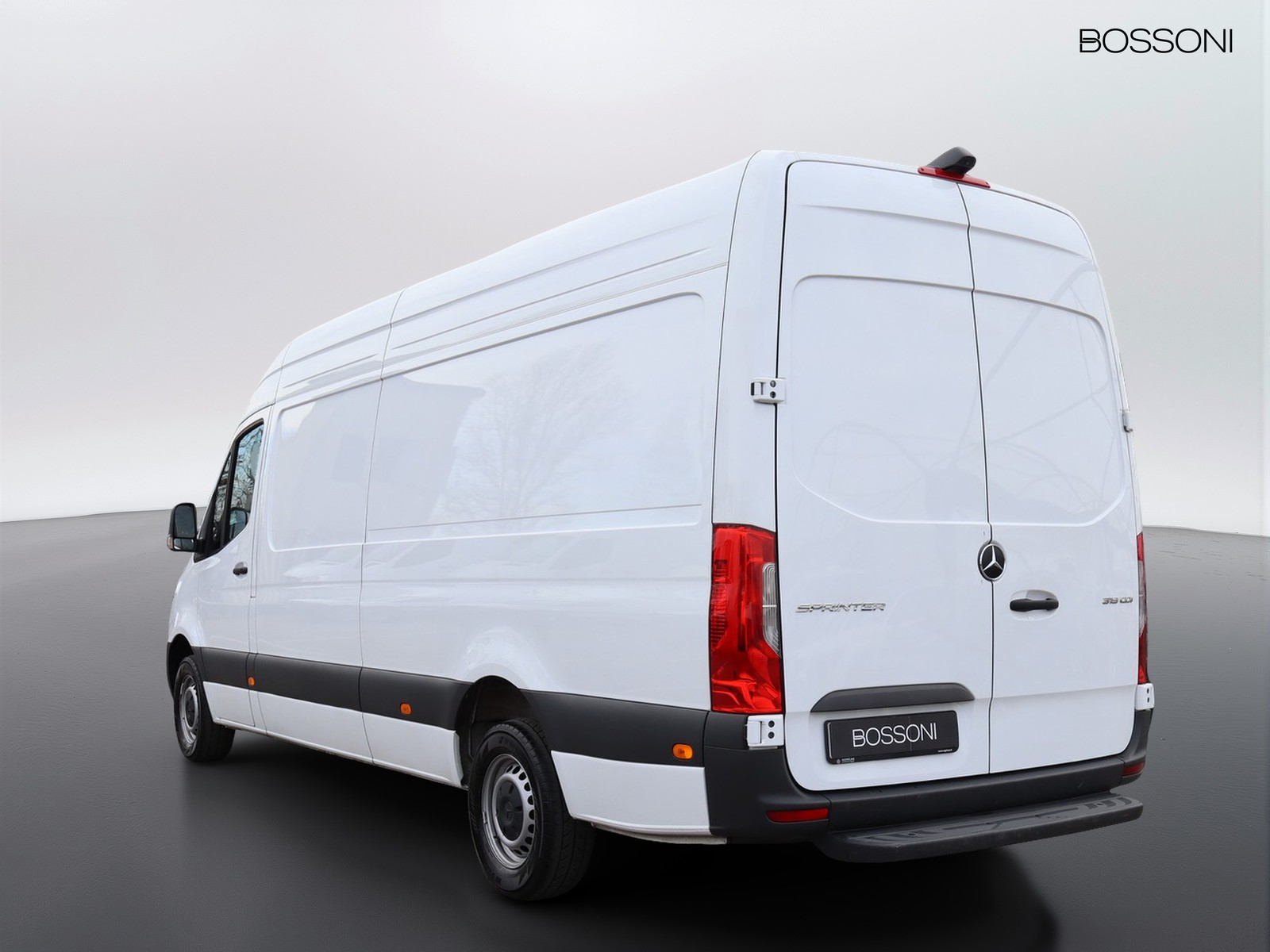 4 - Mercedes Vans Sprinter 319 2.0 cdi f 43/35 rwd h2 9g-tronic