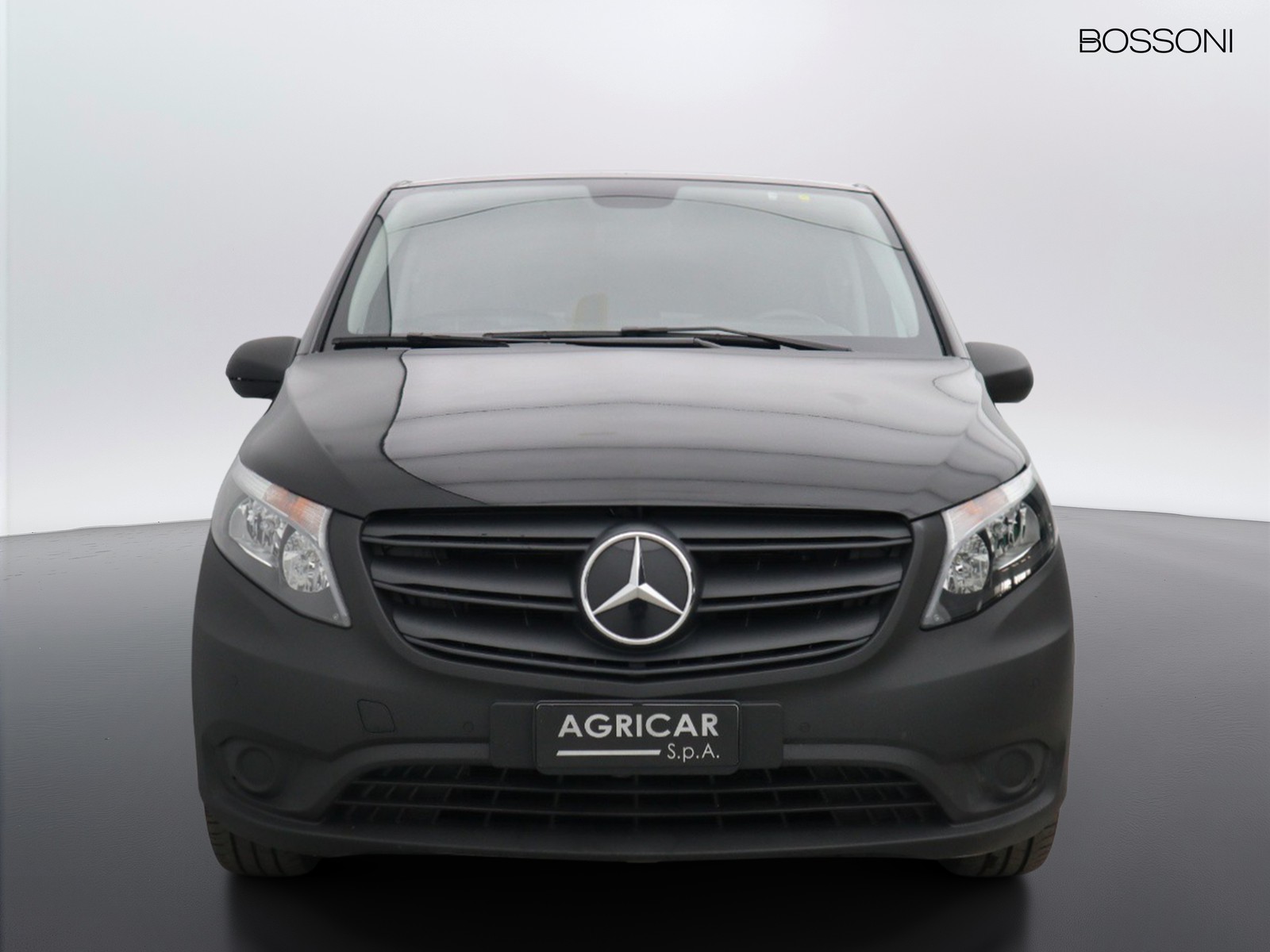 2 - Mercedes Vans Vito 116 cdi long tourer pro auto my20