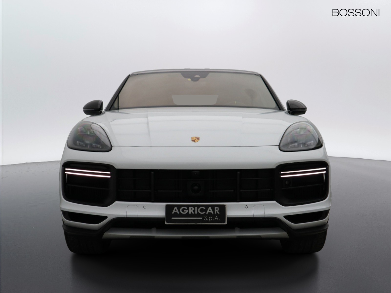 2 - Porsche Cayenne coupe 4.0 v8 turbo turbo gt tiptronic