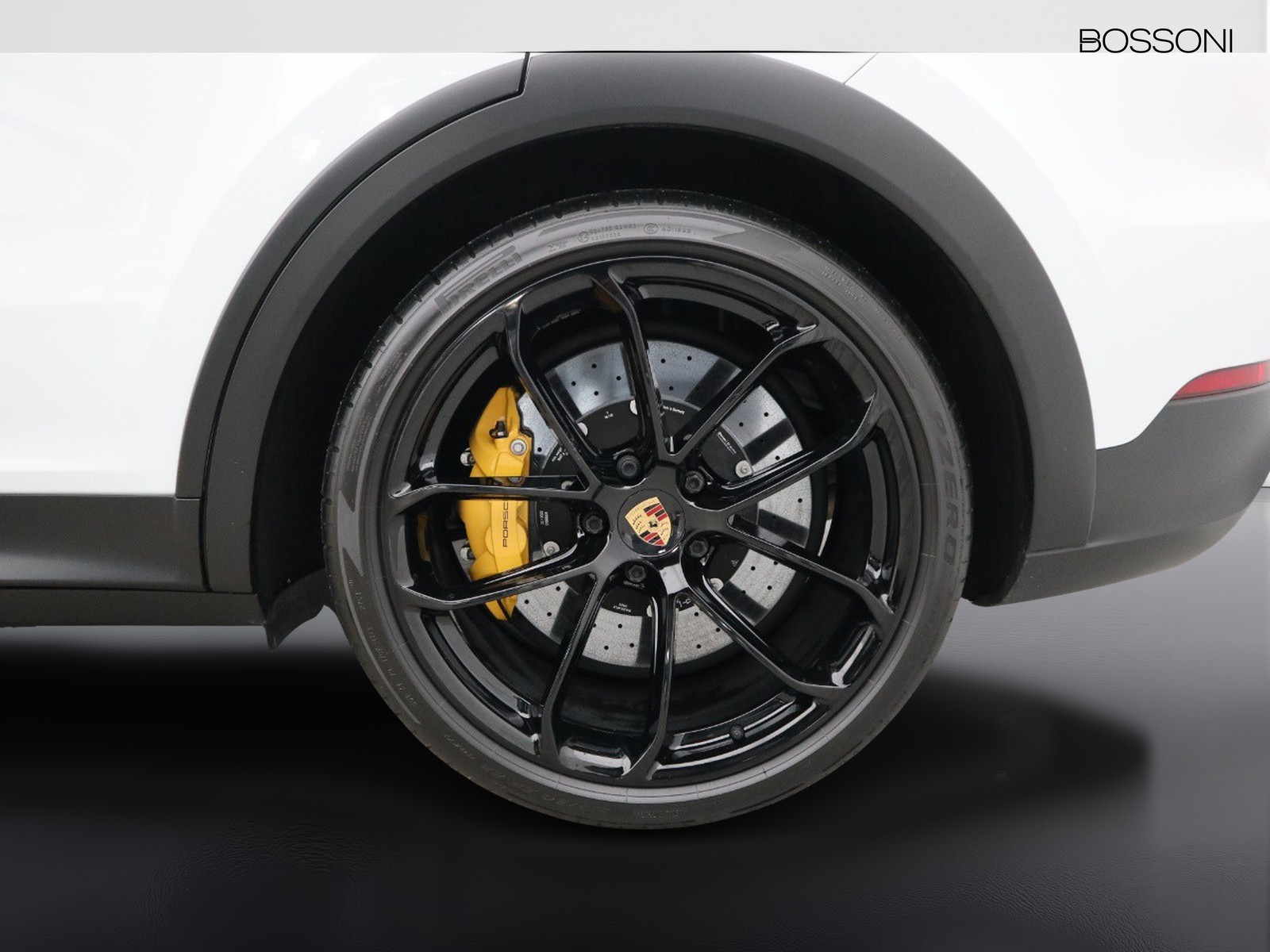 4 - Porsche Cayenne coupe 4.0 v8 turbo turbo gt tiptronic