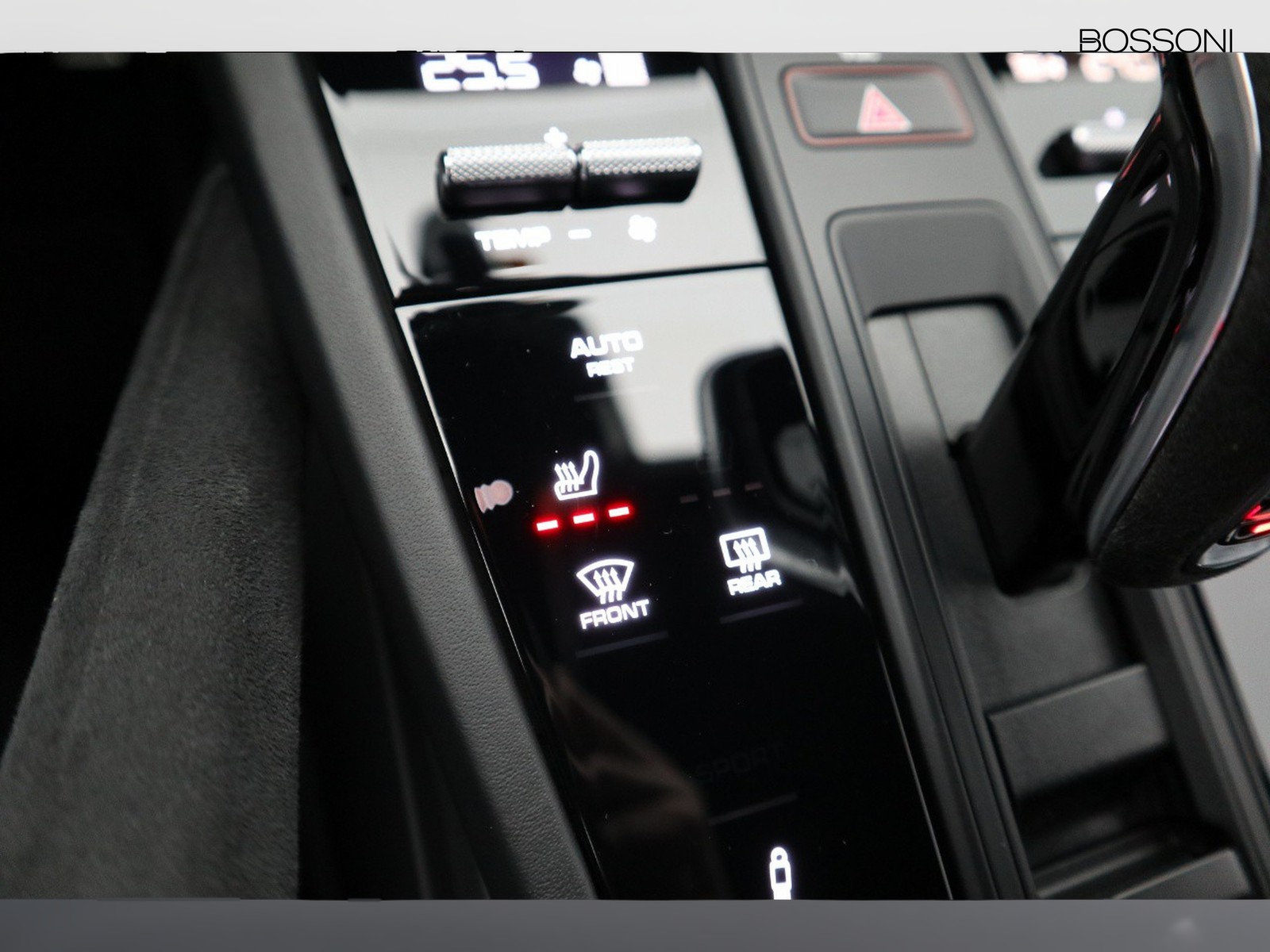 18 - Porsche Cayenne coupe 4.0 v8 turbo turbo gt tiptronic