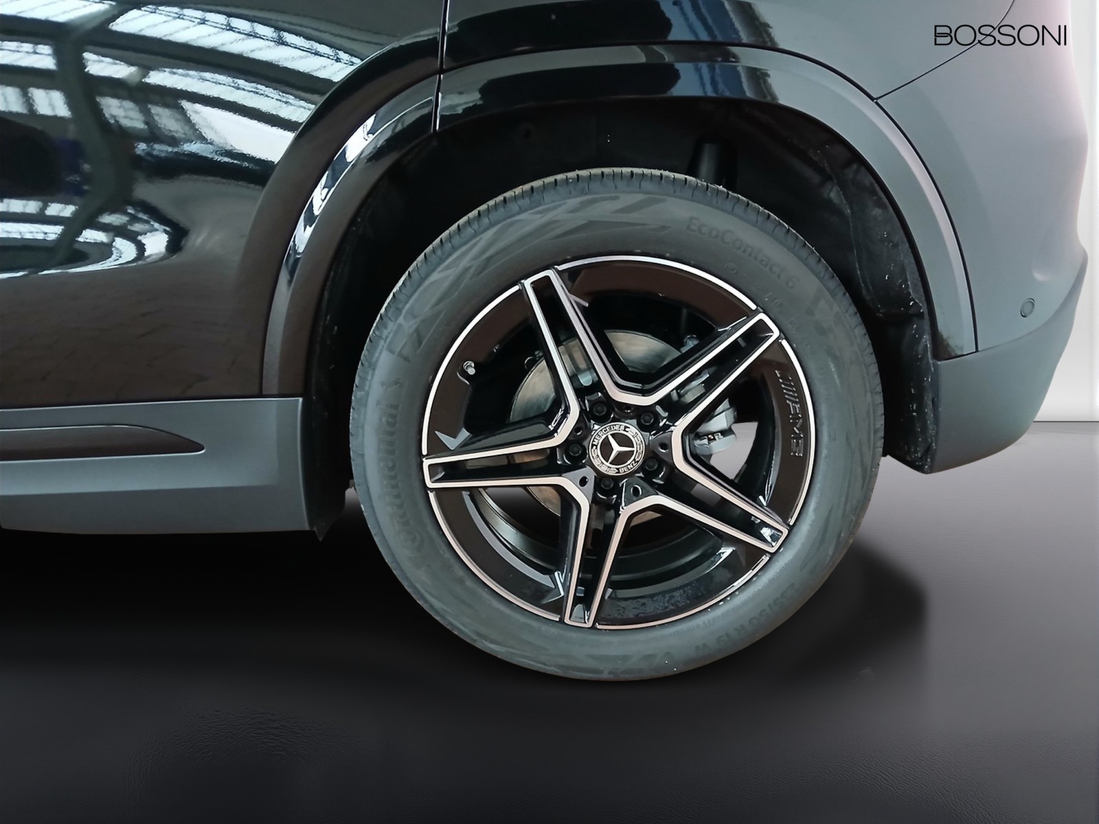 4 - Mercedes GLA 180 d amg line advanced plus 8g-dct