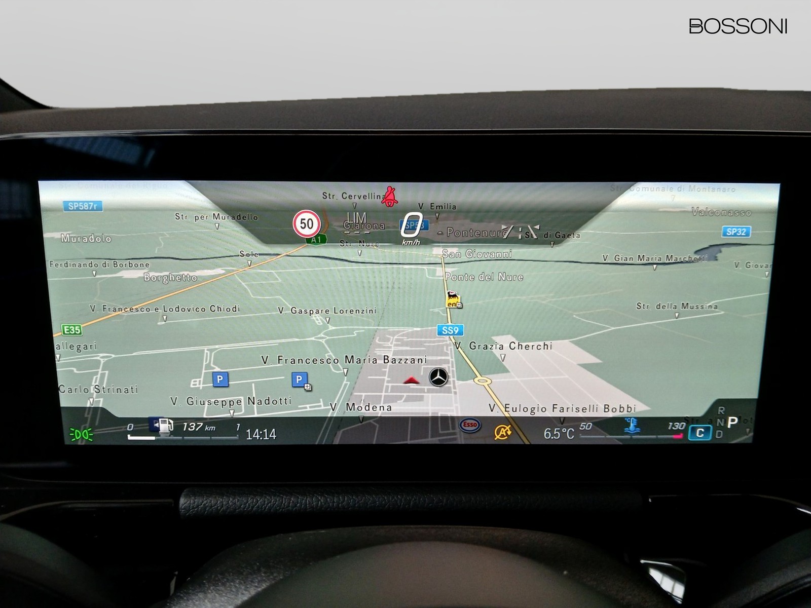 16 - Mercedes GLA 180 d amg line advanced plus 8g-dct