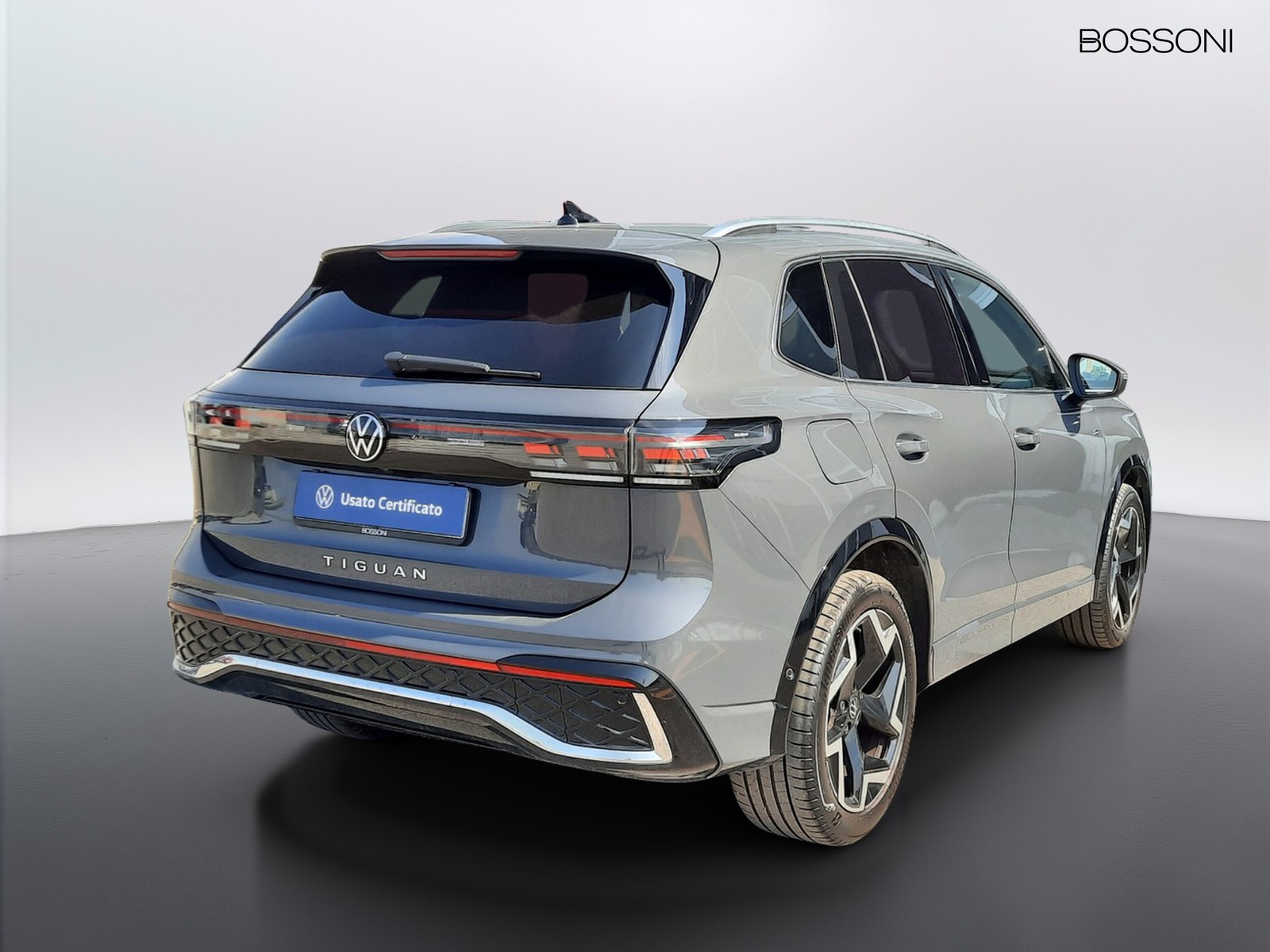 4 - Volkswagen Tiguan 2.0 tdi scr 150cv r-line dsg