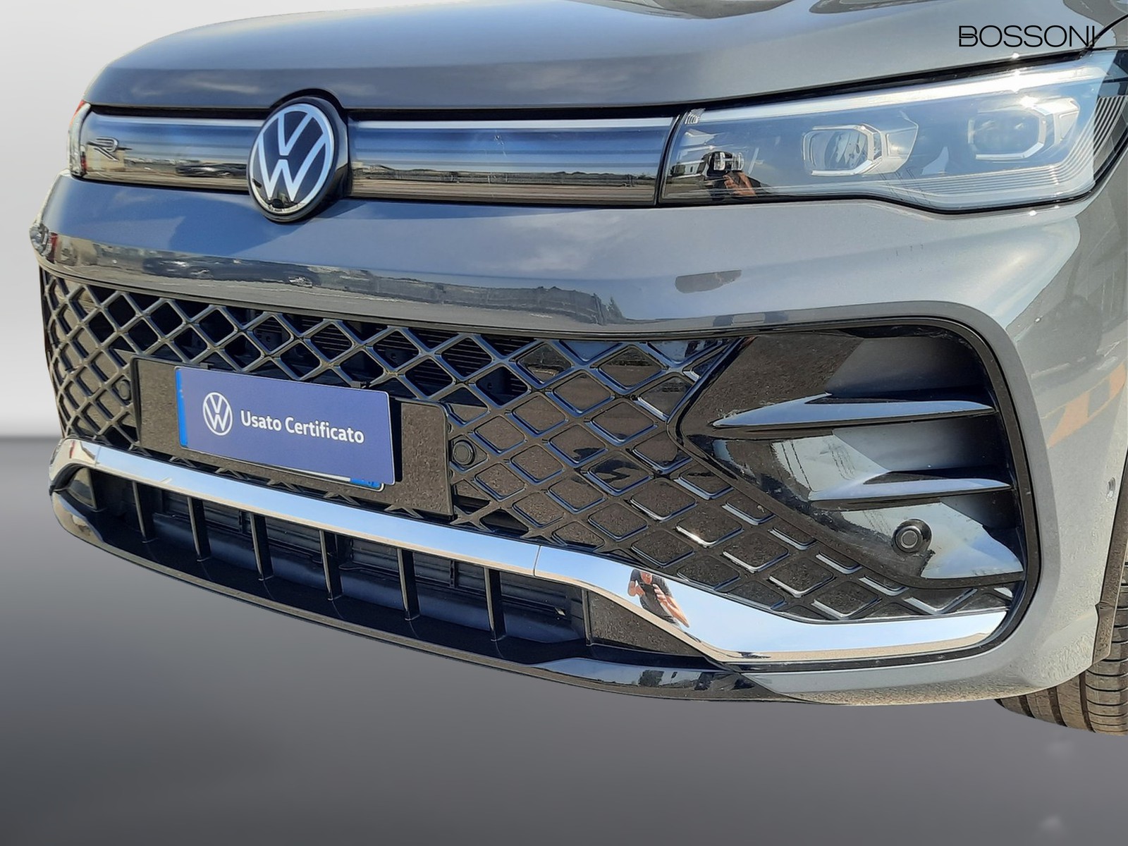 21 - Volkswagen Tiguan 2.0 tdi scr 150cv r-line dsg