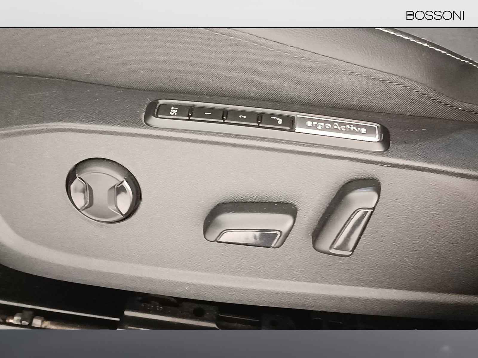 24 - Volkswagen Golf 2.0 tdi scr 150cv style dsg