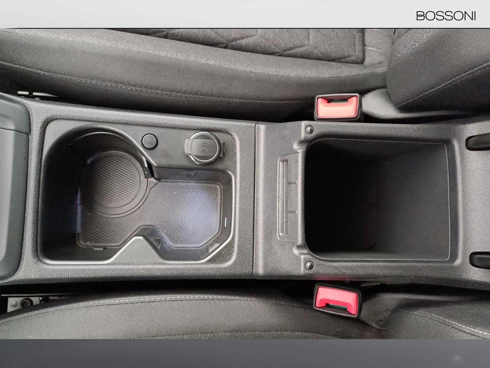 32 - Volkswagen Golf 2.0 tdi scr 115cv life