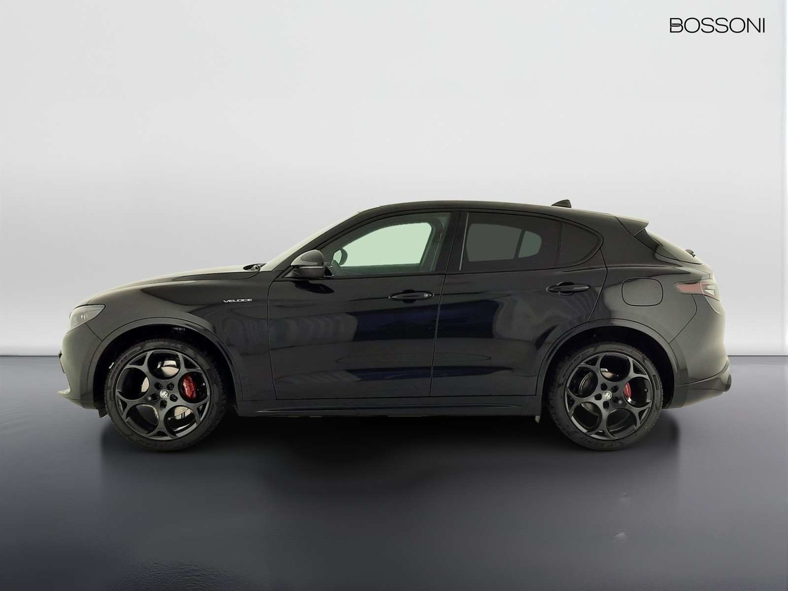 3 - Alfa Romeo Stelvio 2.2 turbo 210cv veloce q4 at8