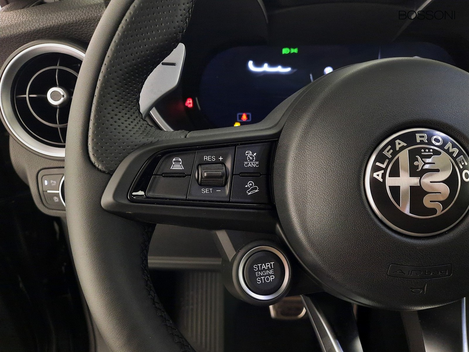14 - Alfa Romeo Stelvio 2.2 turbo 210cv veloce q4 at8