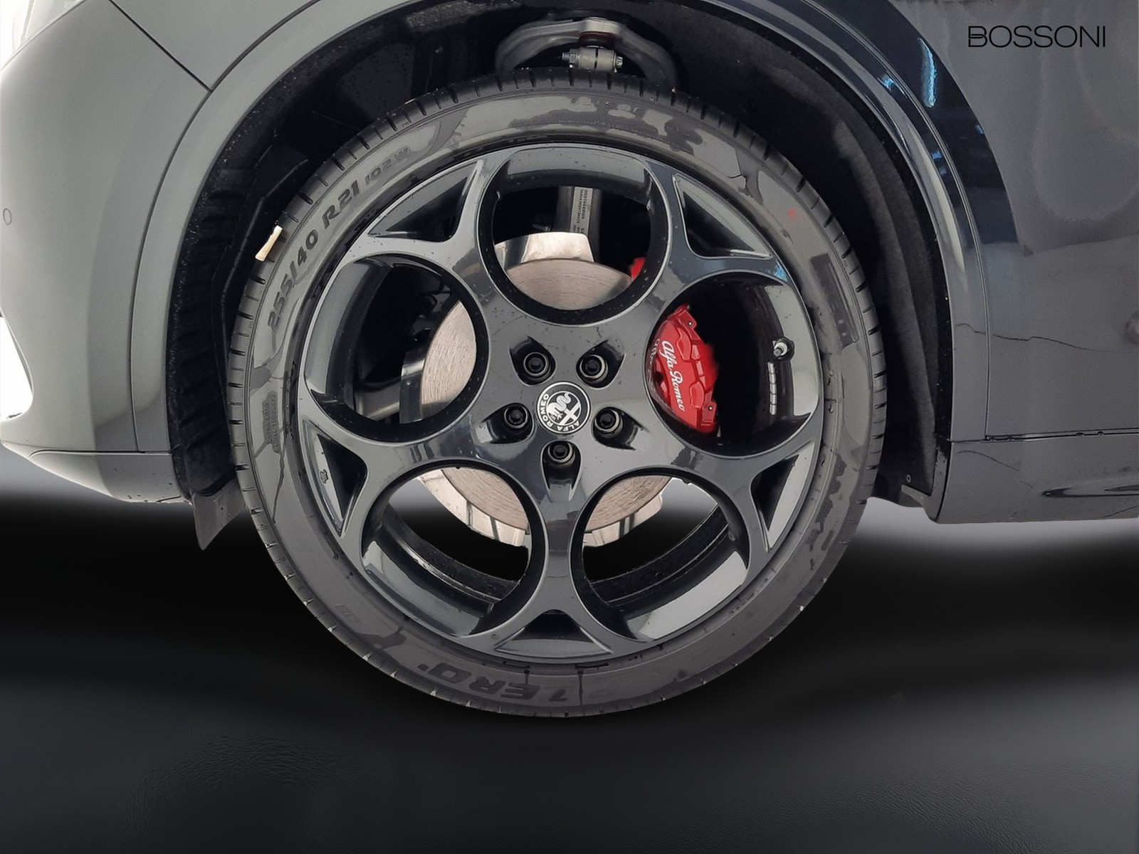 24 - Alfa Romeo Stelvio 2.2 turbo 210cv veloce q4 at8