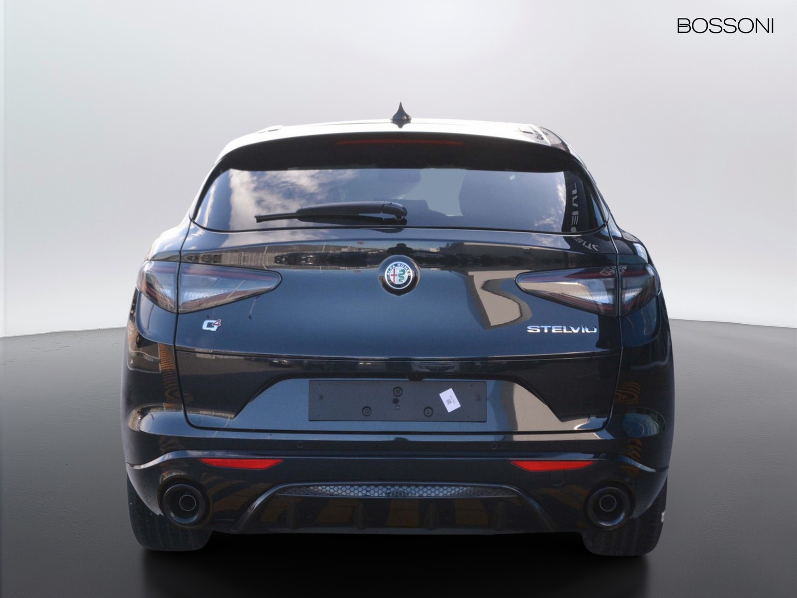 4 - Alfa Romeo Stelvio 2.2 turbo 210cv veloce q4 at8