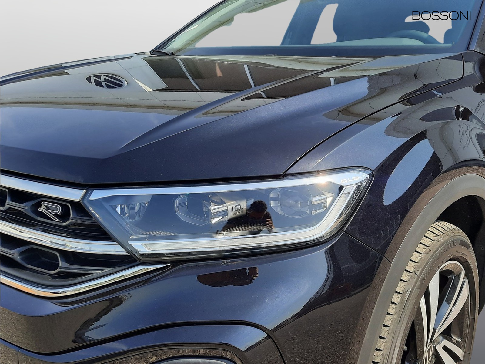 24 - Volkswagen T-Roc 2.0 tdi scr 150cv r line dsg