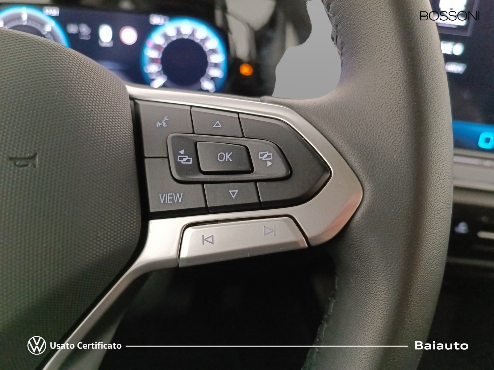 16 - Volkswagen Golf 2.0 tdi scr 150cv style dsg