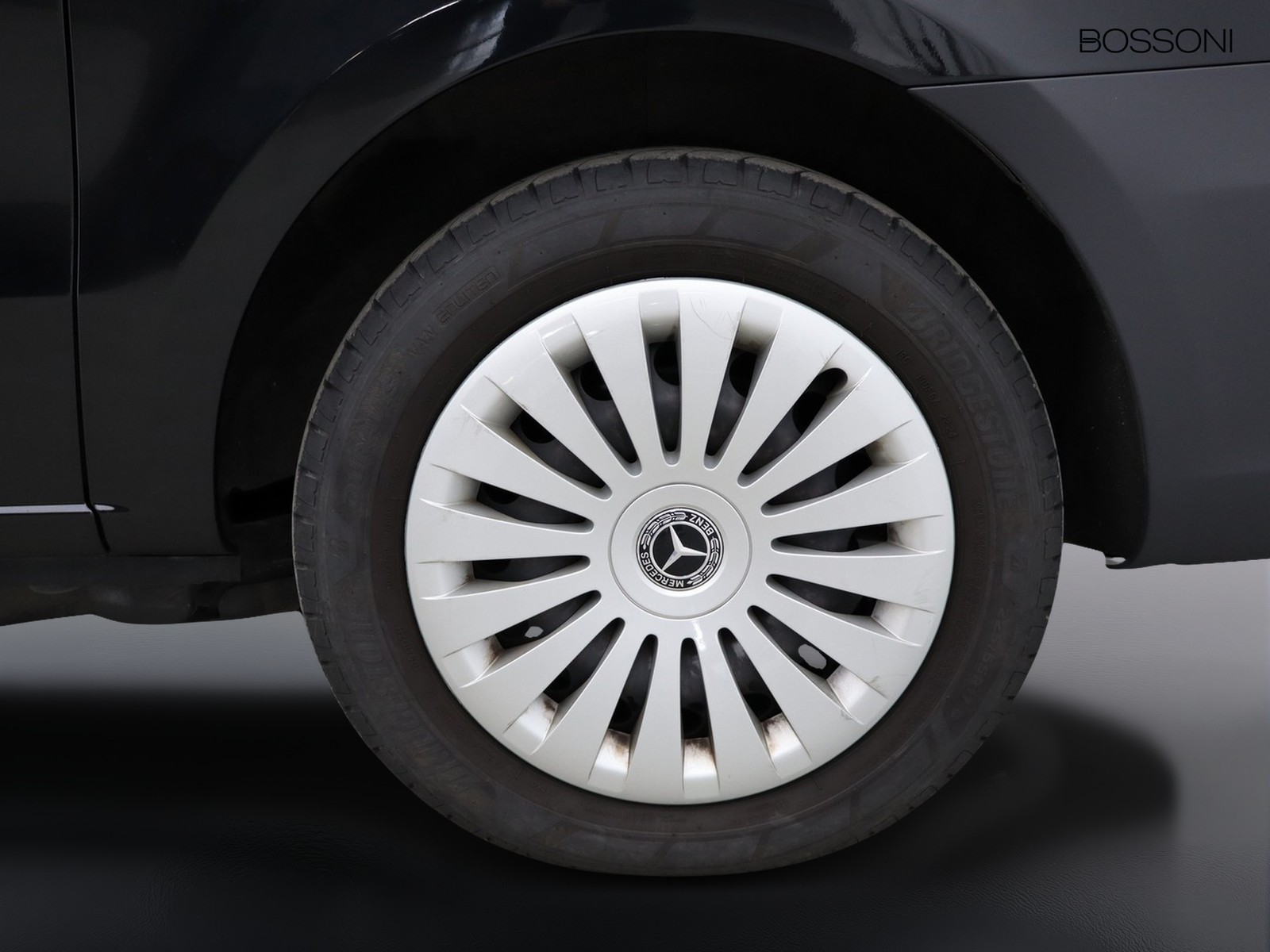 4 - Mercedes Vans Vito 116 cdi long tourer pro auto my20