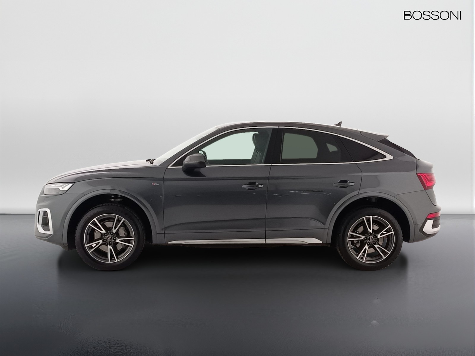 15 - Audi Q5 sportback 40 2.0 tdi mhev 12v s line quattro s tronic
