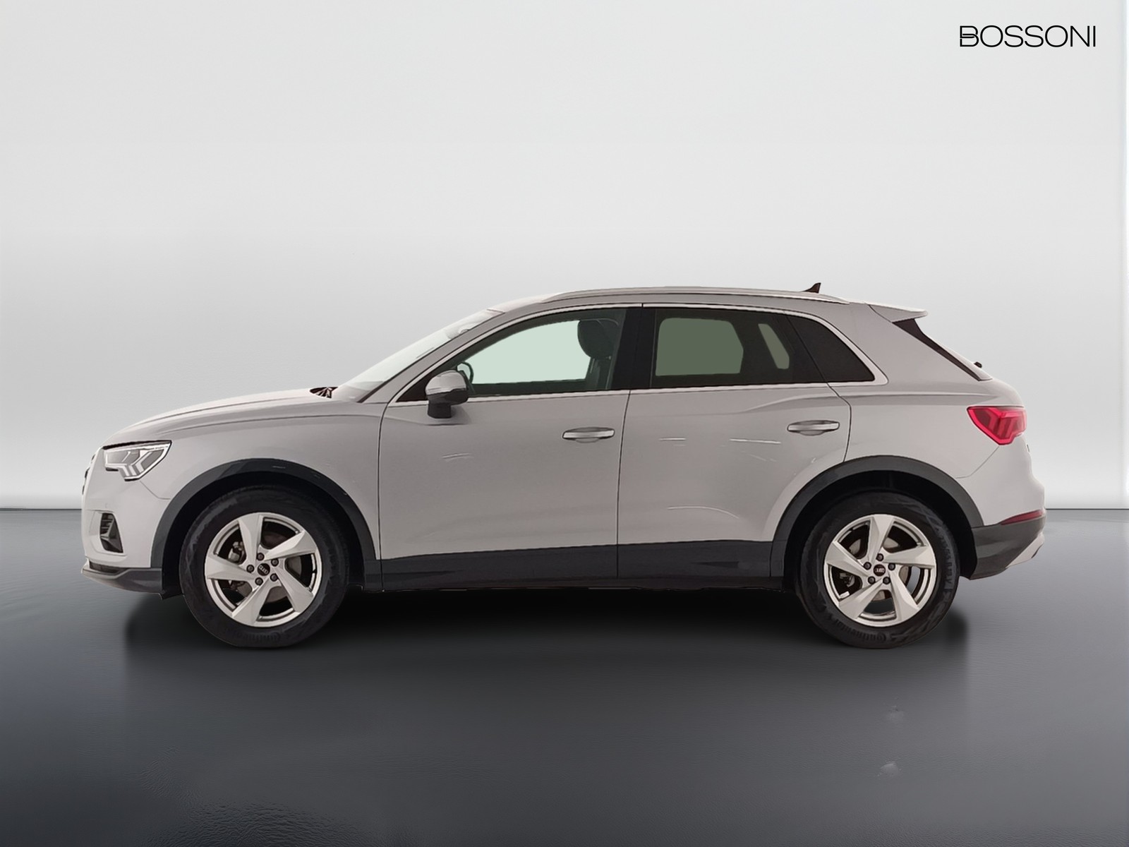 15 - Audi Q3 35 2.0 tdi business advanced s tronic