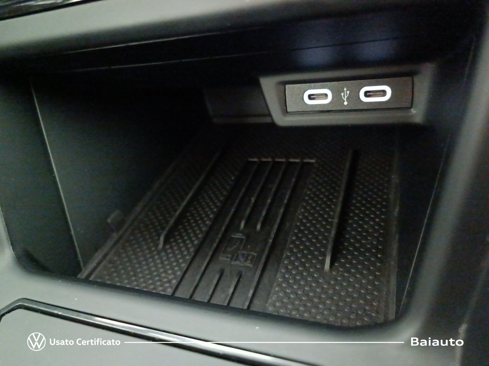 12 - Volkswagen Polo 1.0 tsi 95cv life dsg