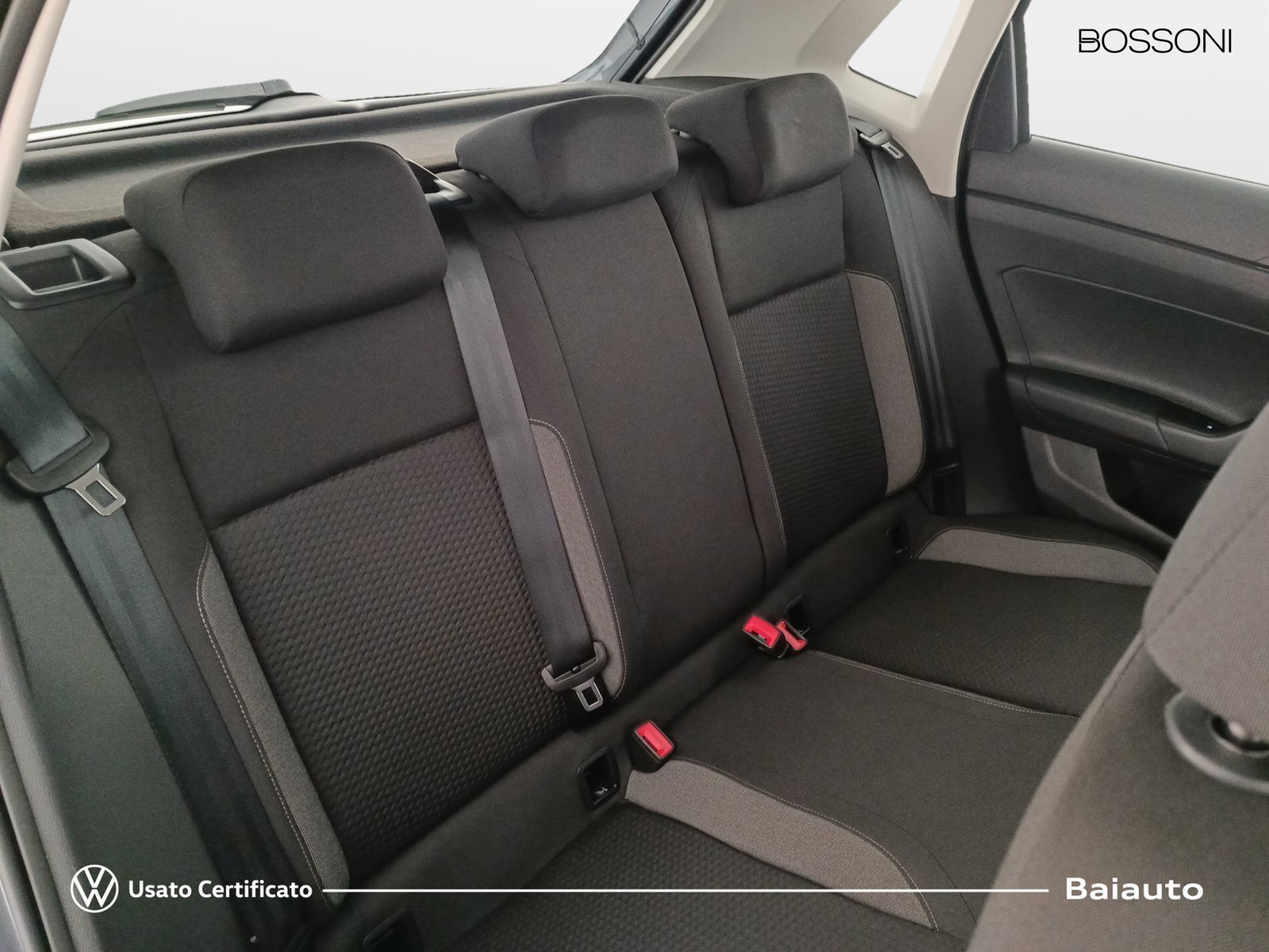 20 - Volkswagen Polo 1.0 tsi 95cv life dsg