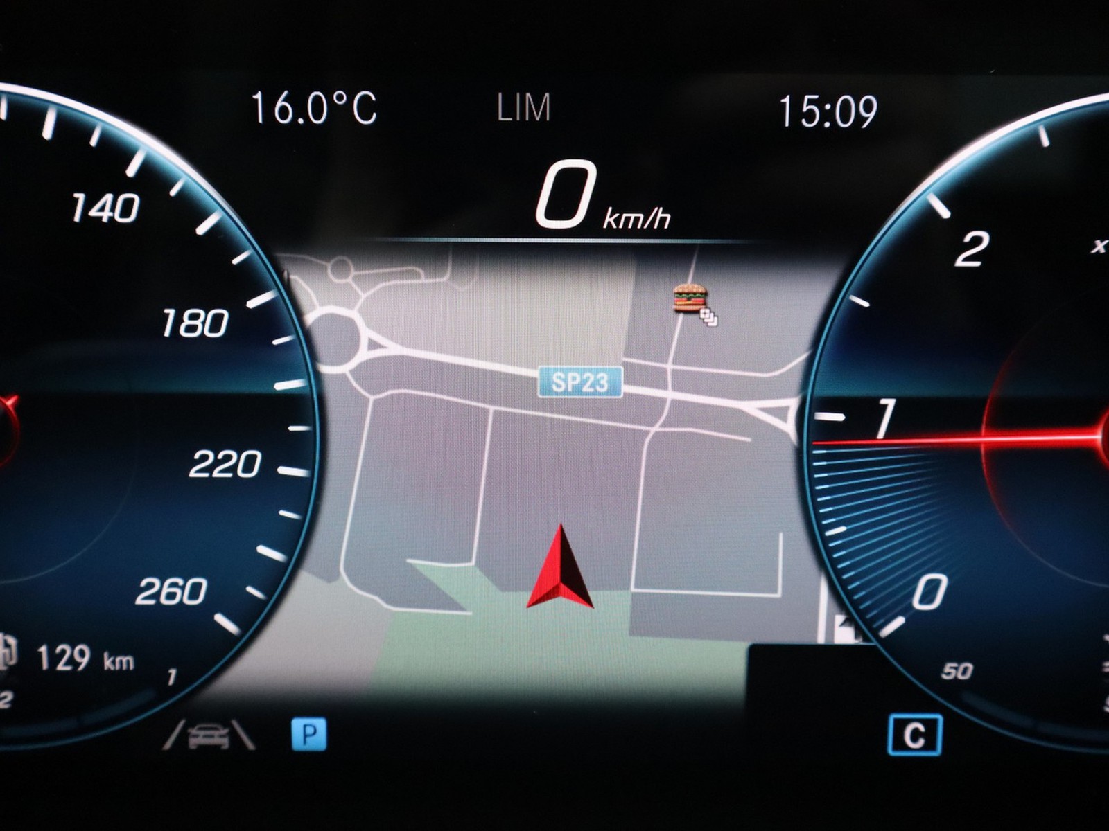 16 - Mercedes Classe B 180 d sport plus