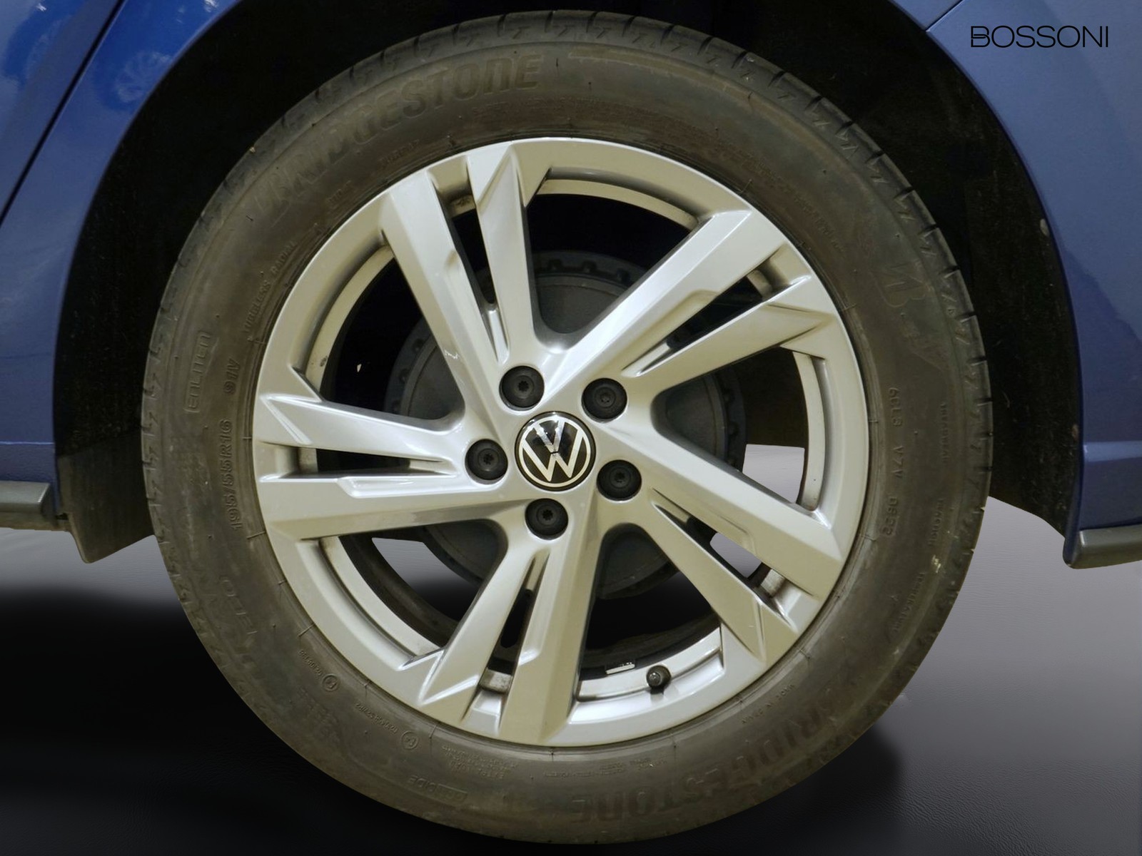 12 - Volkswagen Polo 1.0 tsi 95cv r line