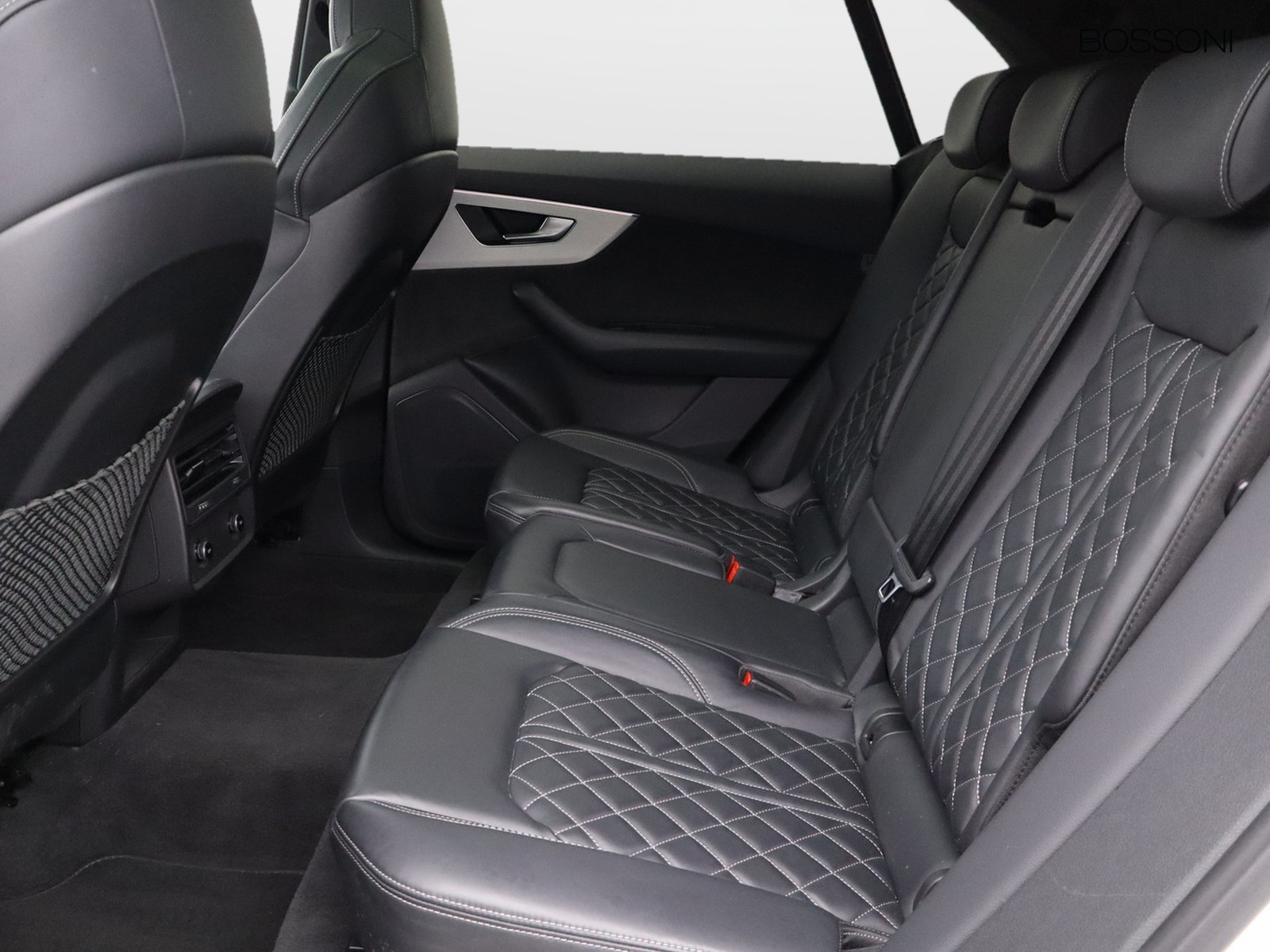 8 - Audi SQ8 s4.0 v8 tfsi quattro tiptronic