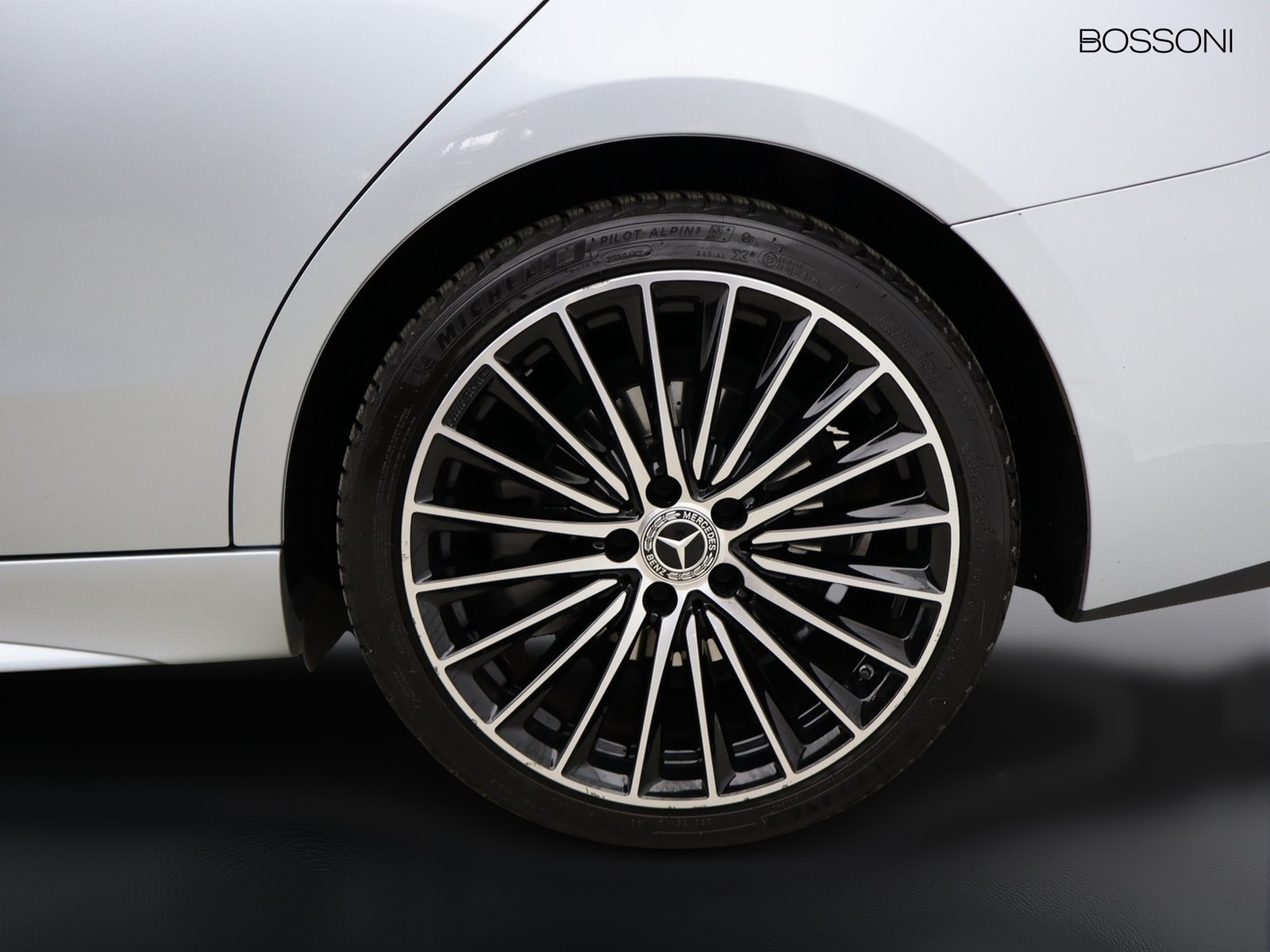 4 - Mercedes Classe C station wagon 300 d mild hybrid premium plus 9g-tronic
