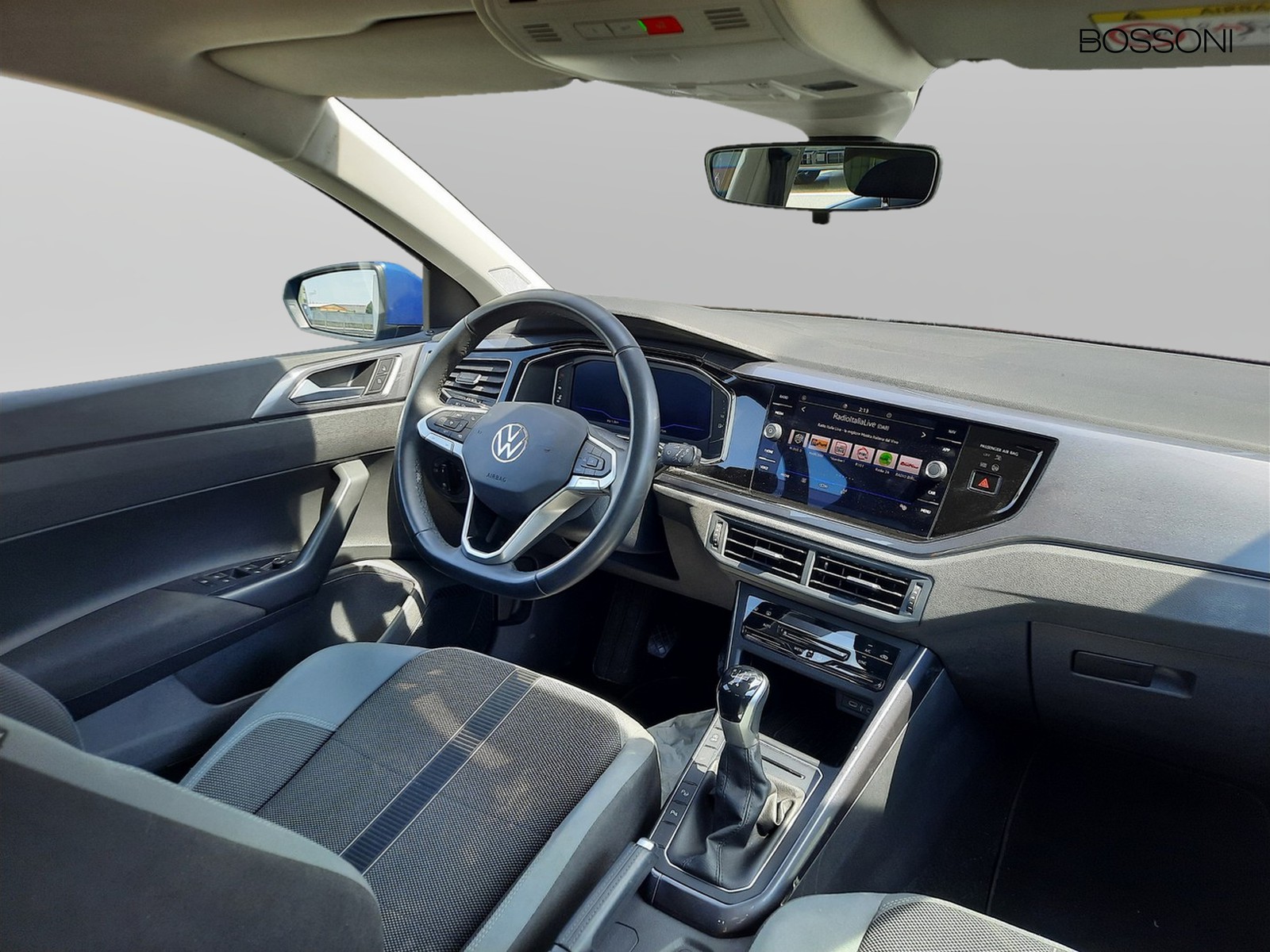 6 - Volkswagen Polo 1.0 tsi 95cv style