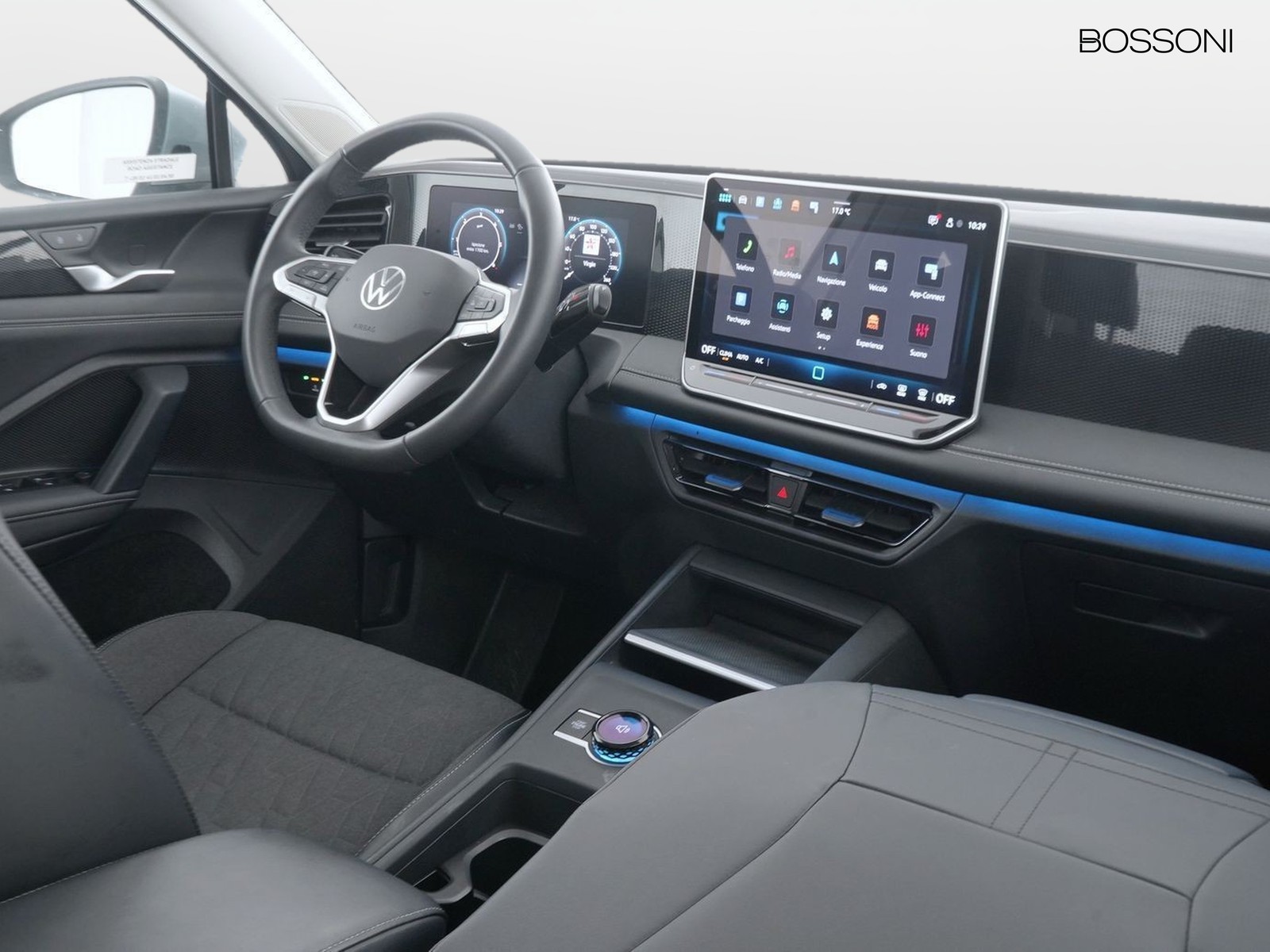 6 - Volkswagen Tiguan 2.0 tdi scr 150cv life dsg