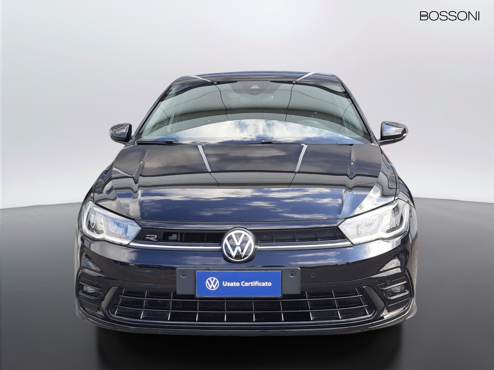 2 - Volkswagen Polo 1.0 tsi 95cv r line