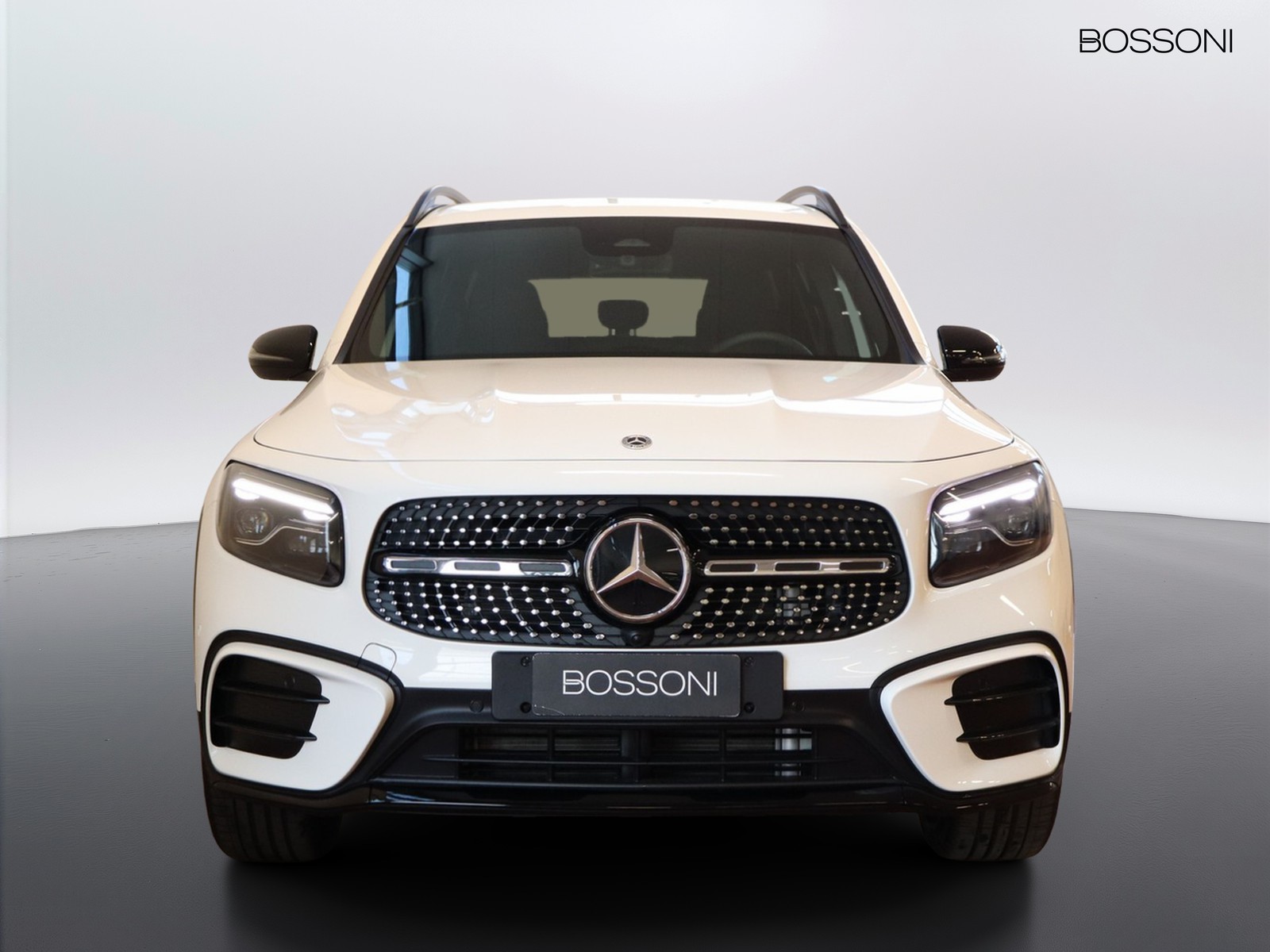 2 - Mercedes GLB 200 d amg line premium 8g-dct