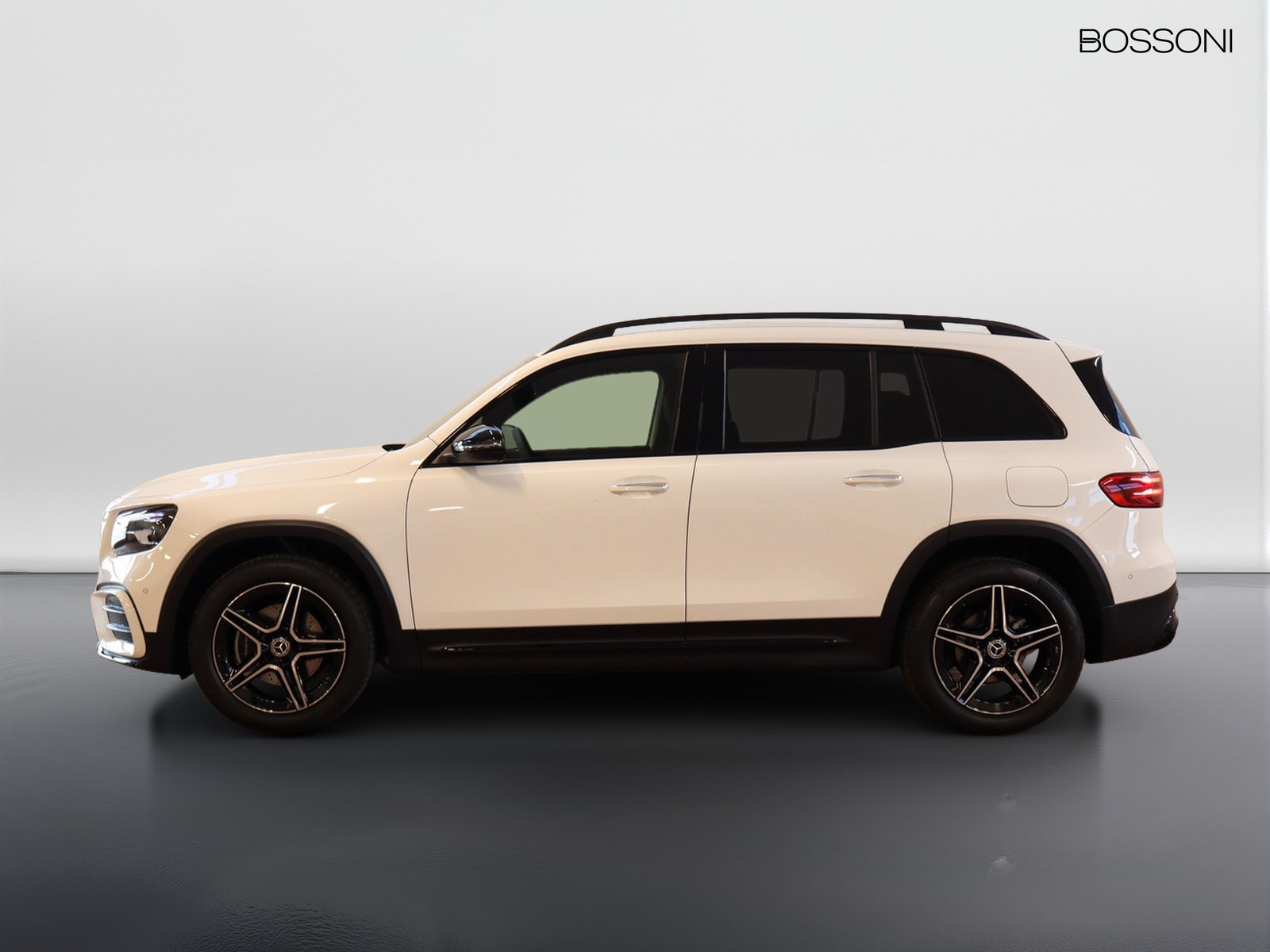 3 - Mercedes GLB 200 d amg line premium 8g-dct