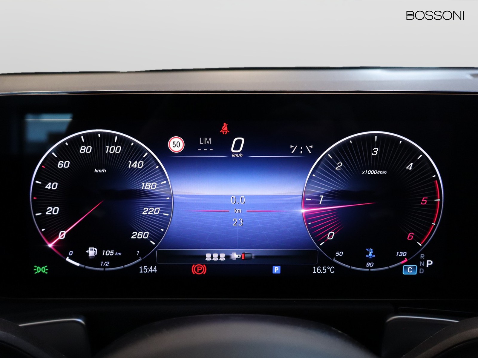 9 - Mercedes GLB 200 d amg line premium 8g-dct