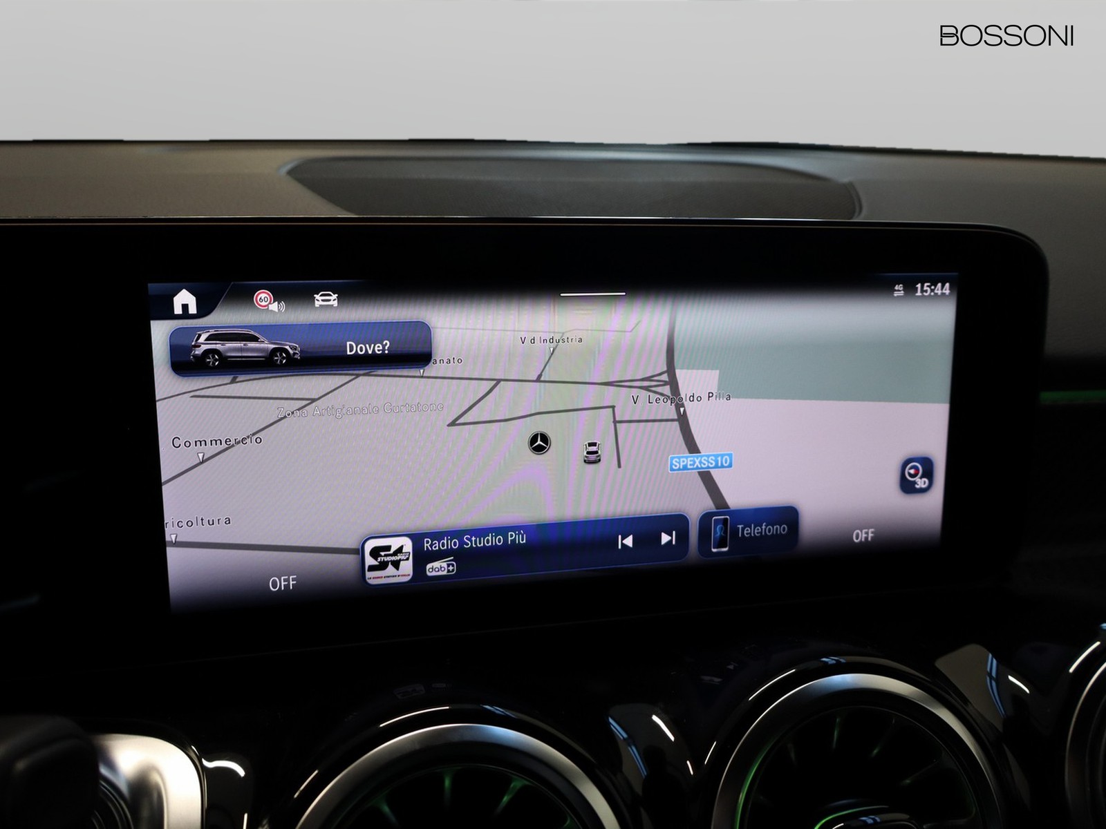 10 - Mercedes GLB 200 d amg line premium 8g-dct