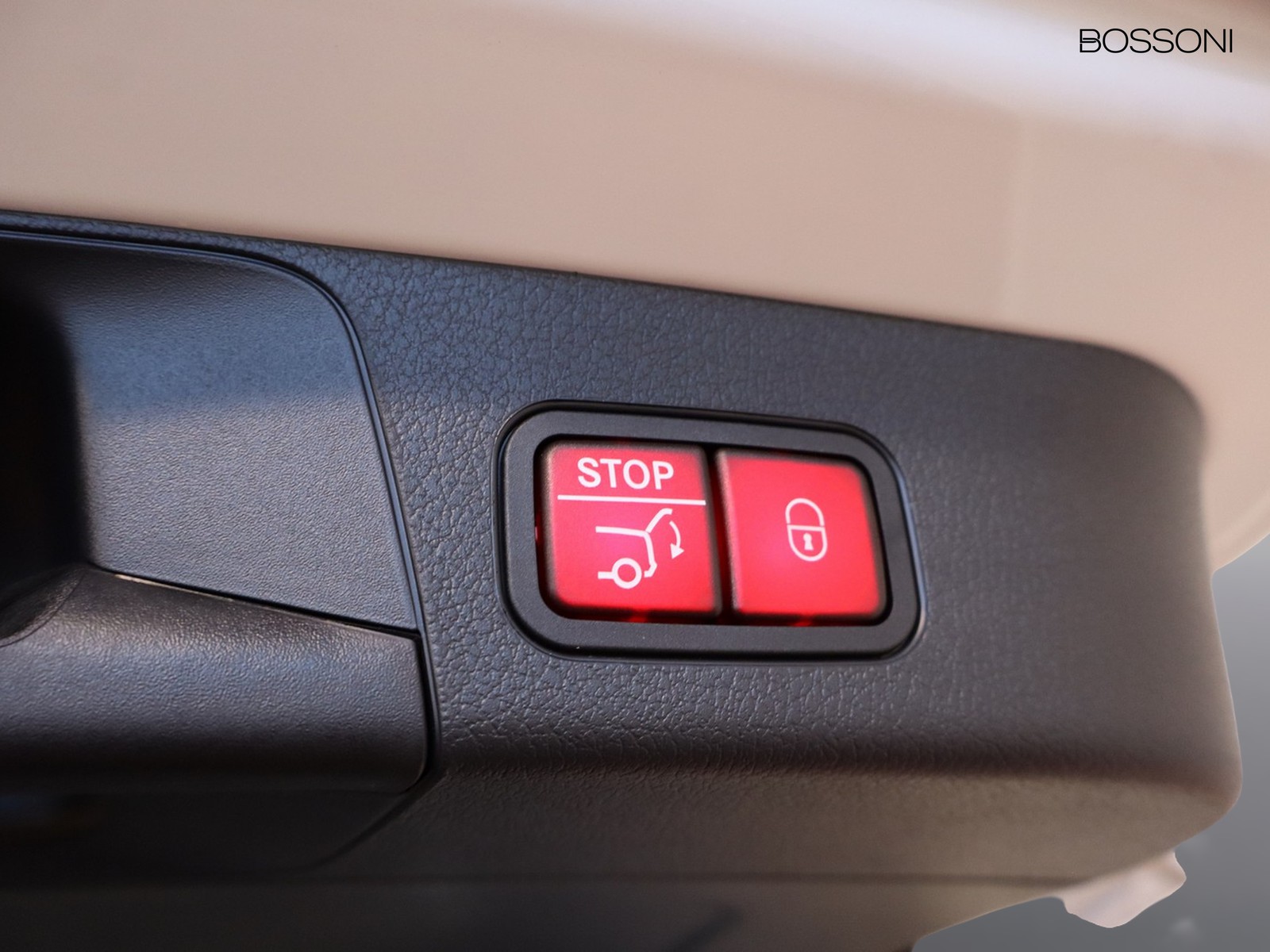 18 - Mercedes GLB 200 d amg line premium 8g-dct