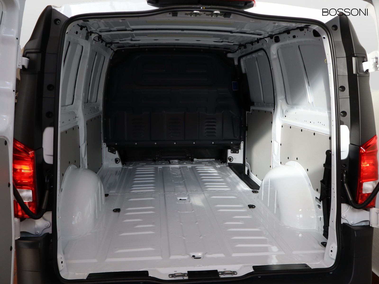 14 - Mercedes Vans Vito furgone 110 cdi long pro