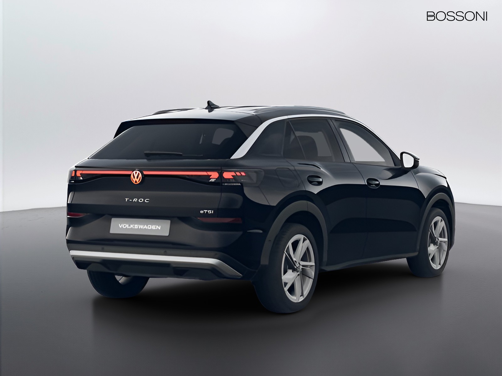 6 - Volkswagen T-Roc 1.5 etsi act 150cv style dsg