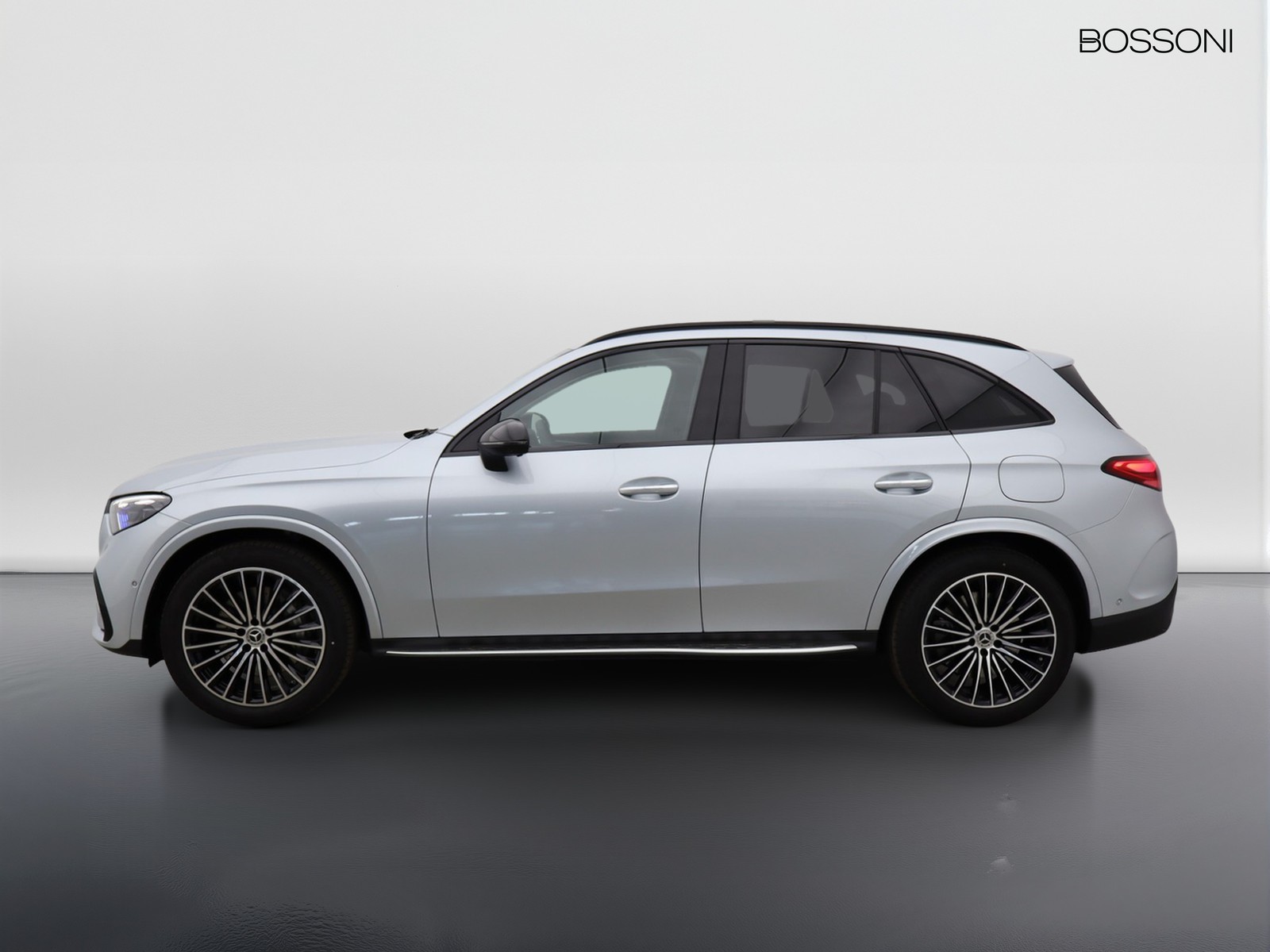 3 - Mercedes GLC suv 300 de plug in hybrid amg line advanced plus 4matic 9g-tronic