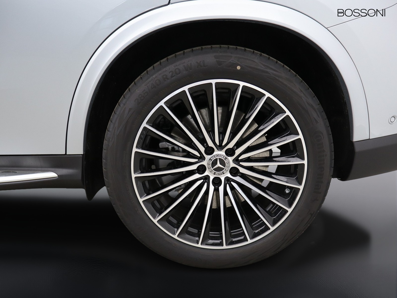 4 - Mercedes GLC suv 300 de plug in hybrid amg line advanced plus 4matic 9g-tronic